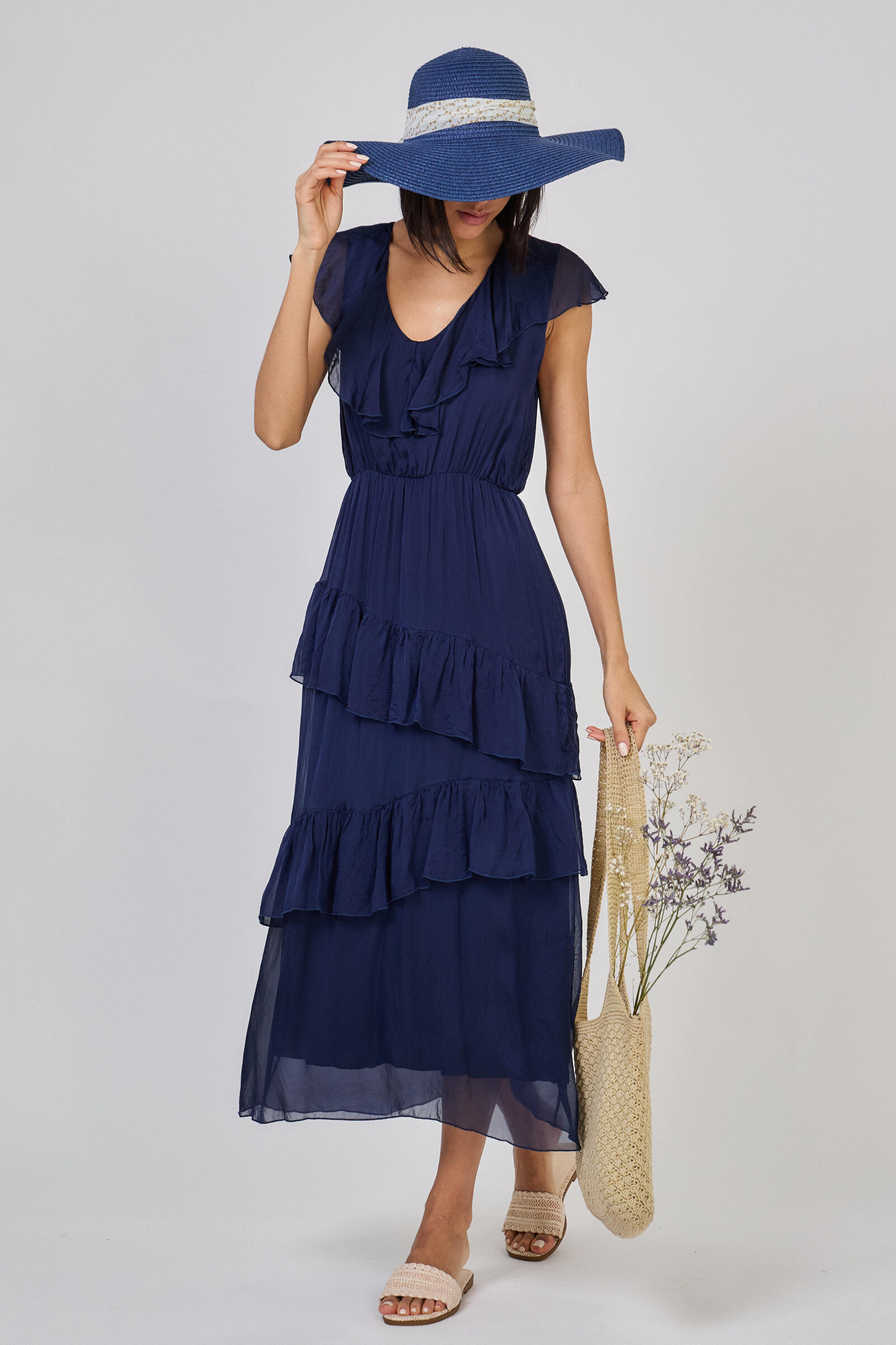Grossiste Max & Enjoy (Vêtements) - Robe longue à volant en soie mélangée effet vaporeux