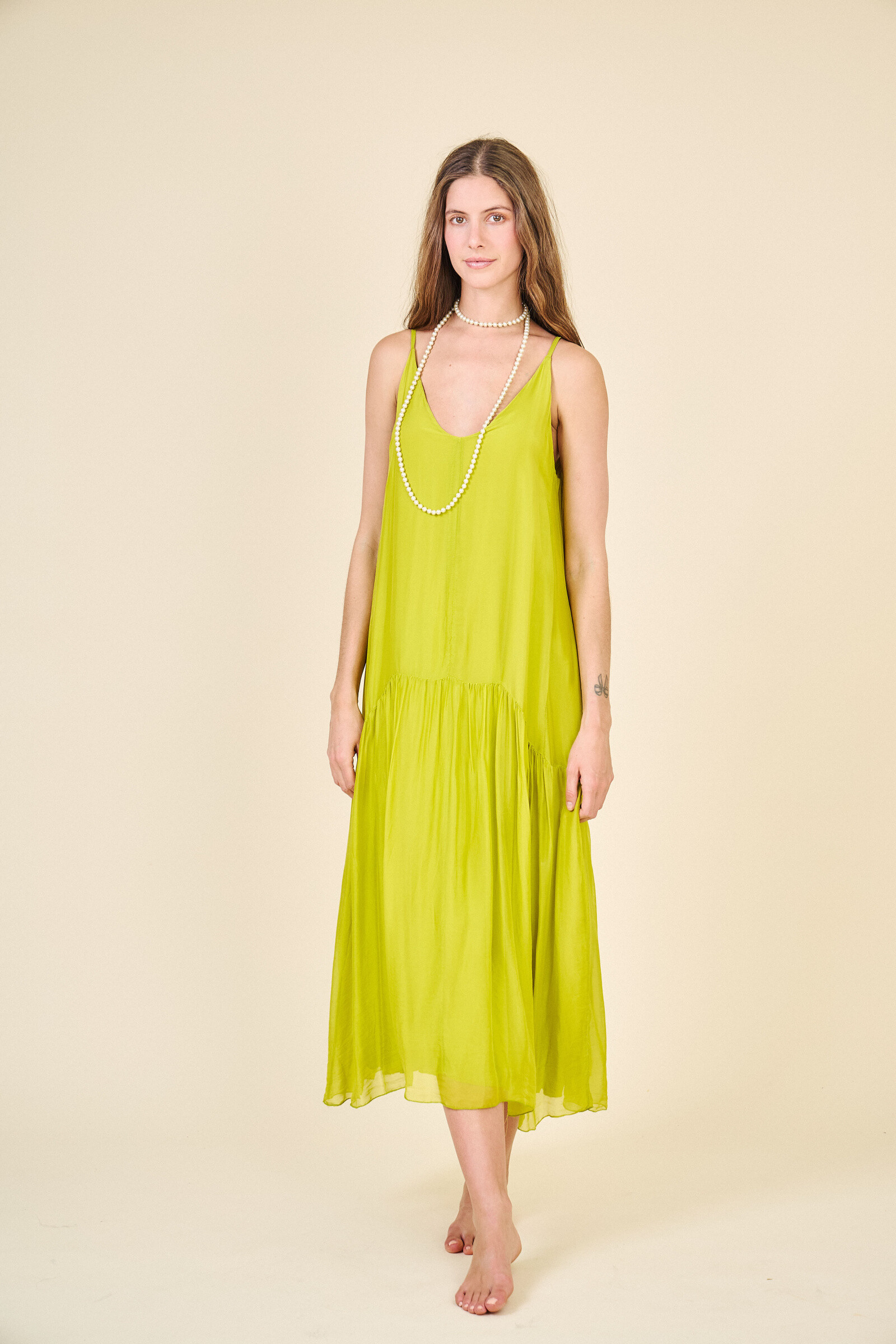 Grossiste Max & Enjoy (Vêtements) - Robe longue en soie mélangée effet vaporeux