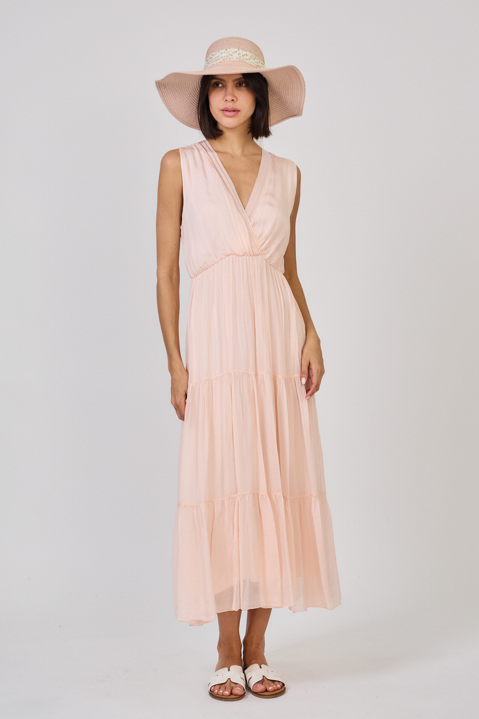 Grossiste Max & Enjoy (Vêtements) - Robe longue col v en soie mélangée, sans manche