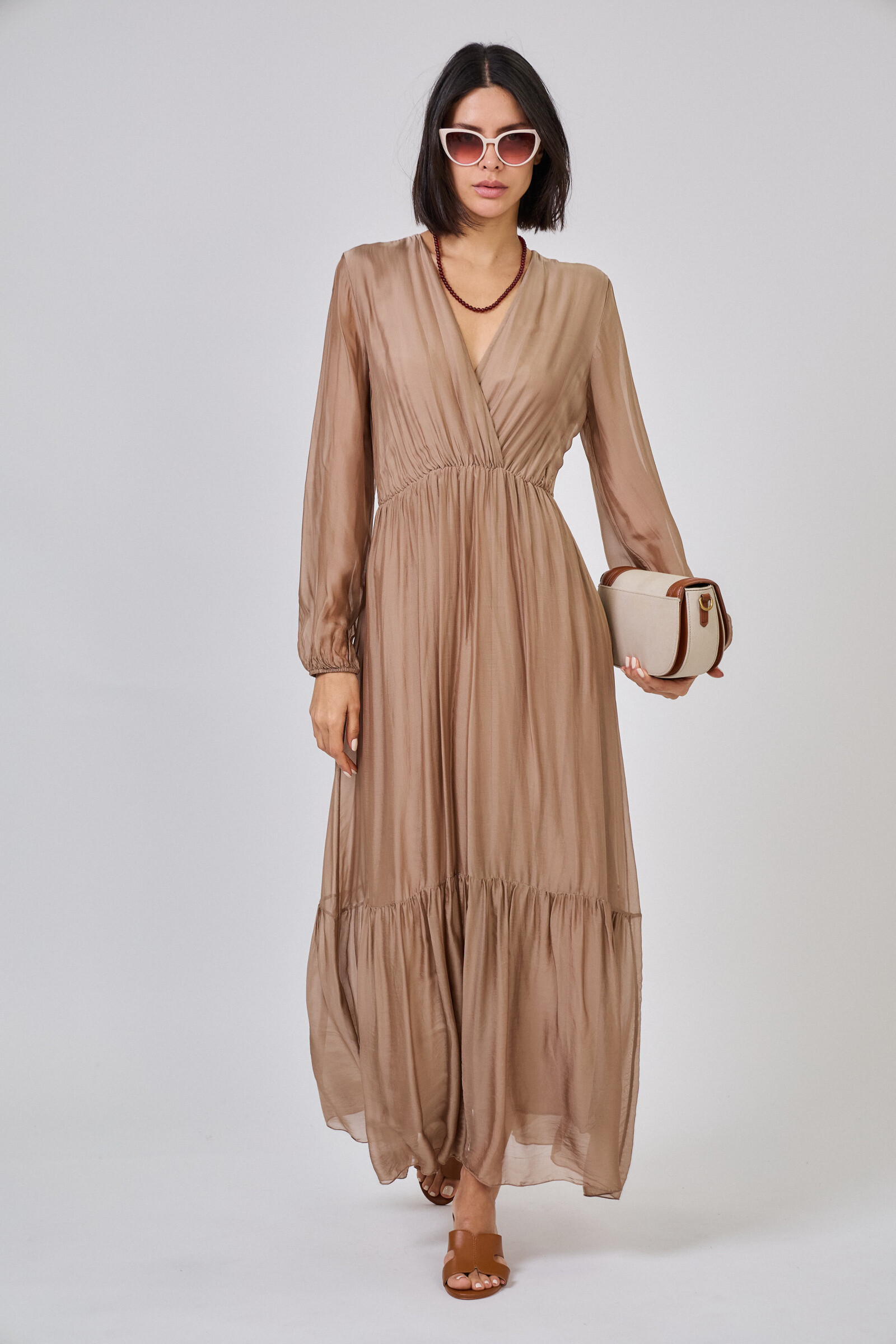 Grossiste Max & Enjoy (Vêtements) - Robe longue col v, manches longues en soie mélangée