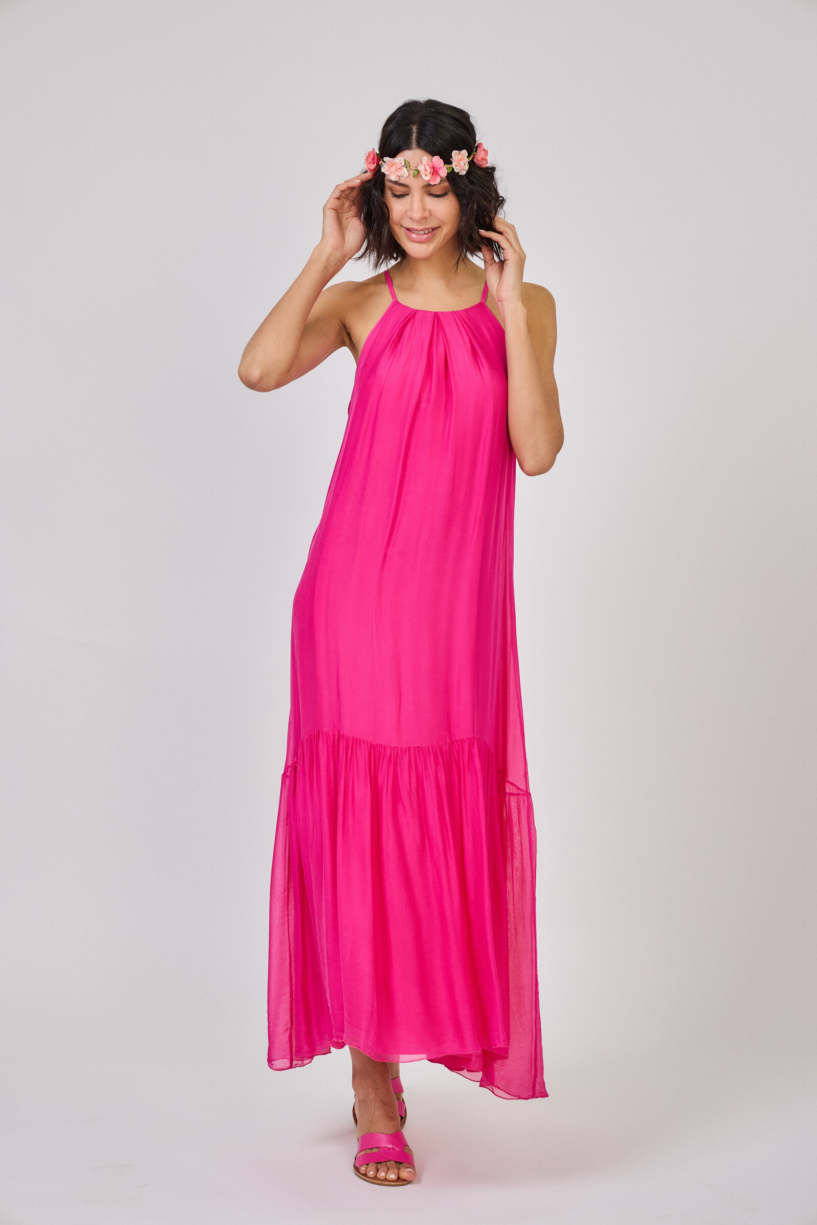Grossiste Max & Enjoy (Vêtements) - Robe longue épaules dénudées en soie mélangée effet vaporeux