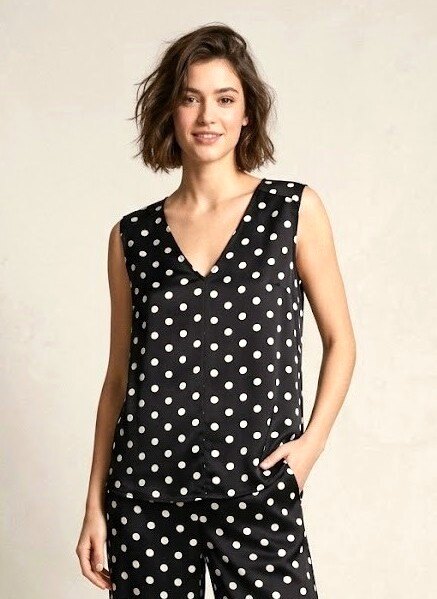 Grossiste Max & Enjoy (Vêtements) - Débardeur en Soie Satinée imprimé pois