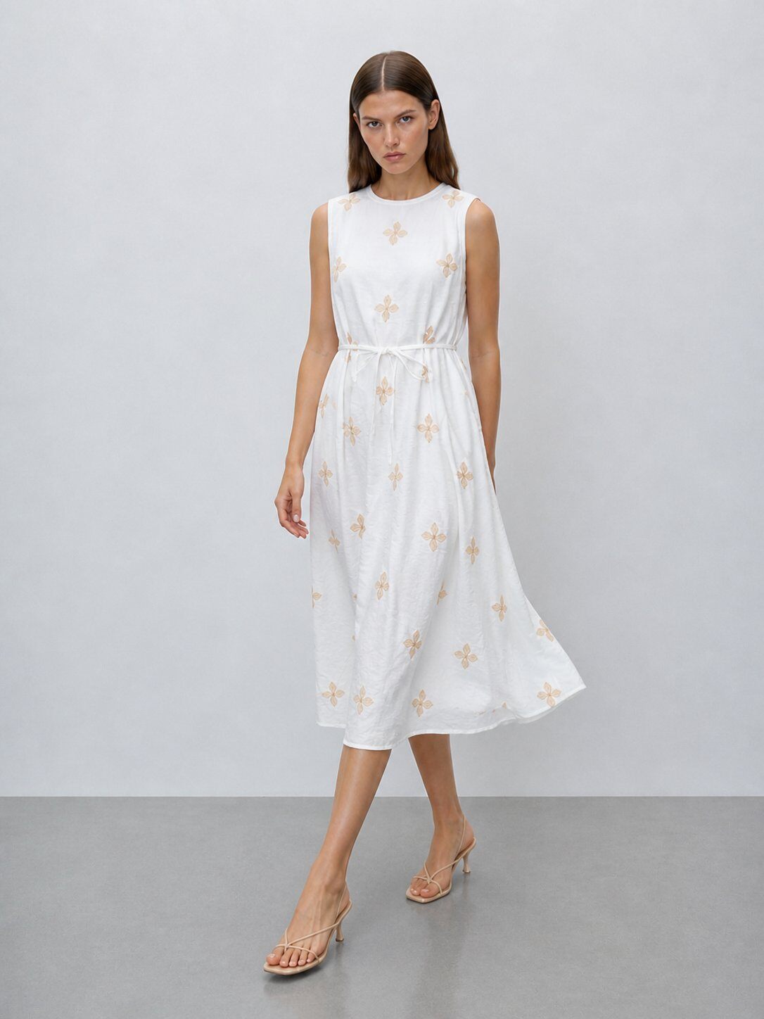 Mayorista max long - Vestido bordado floral