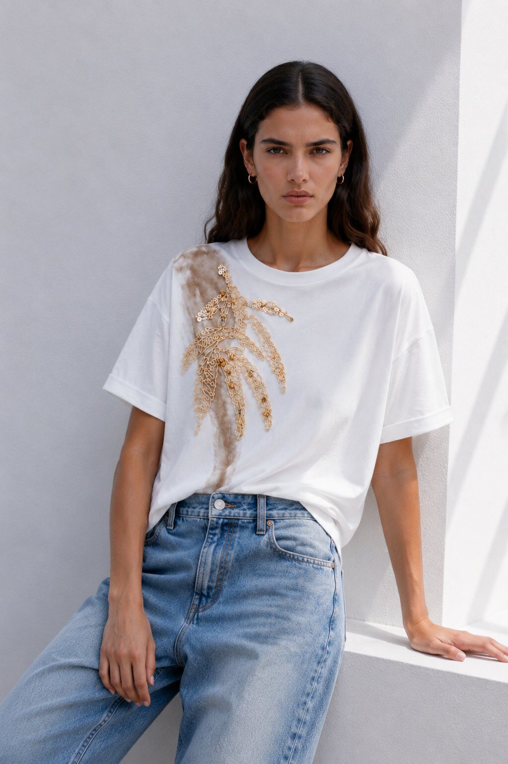 Mayorista max long - Camiseta con aplicación bordada