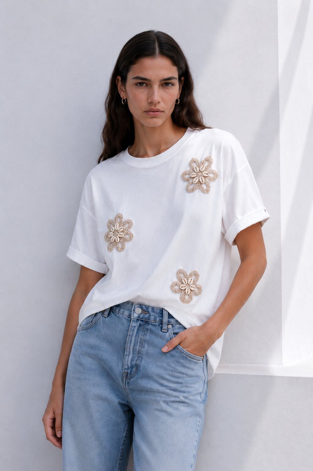 Mayorista max long - Camiseta con aplicaciones florales