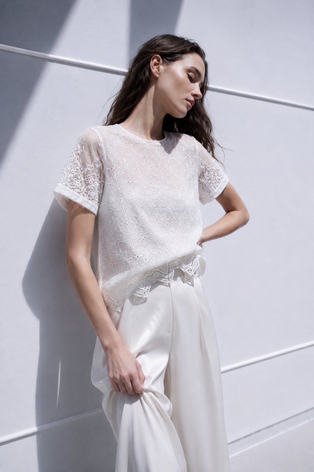 Wholesaler max long - Embroidered cotton blouse with scalloped hem