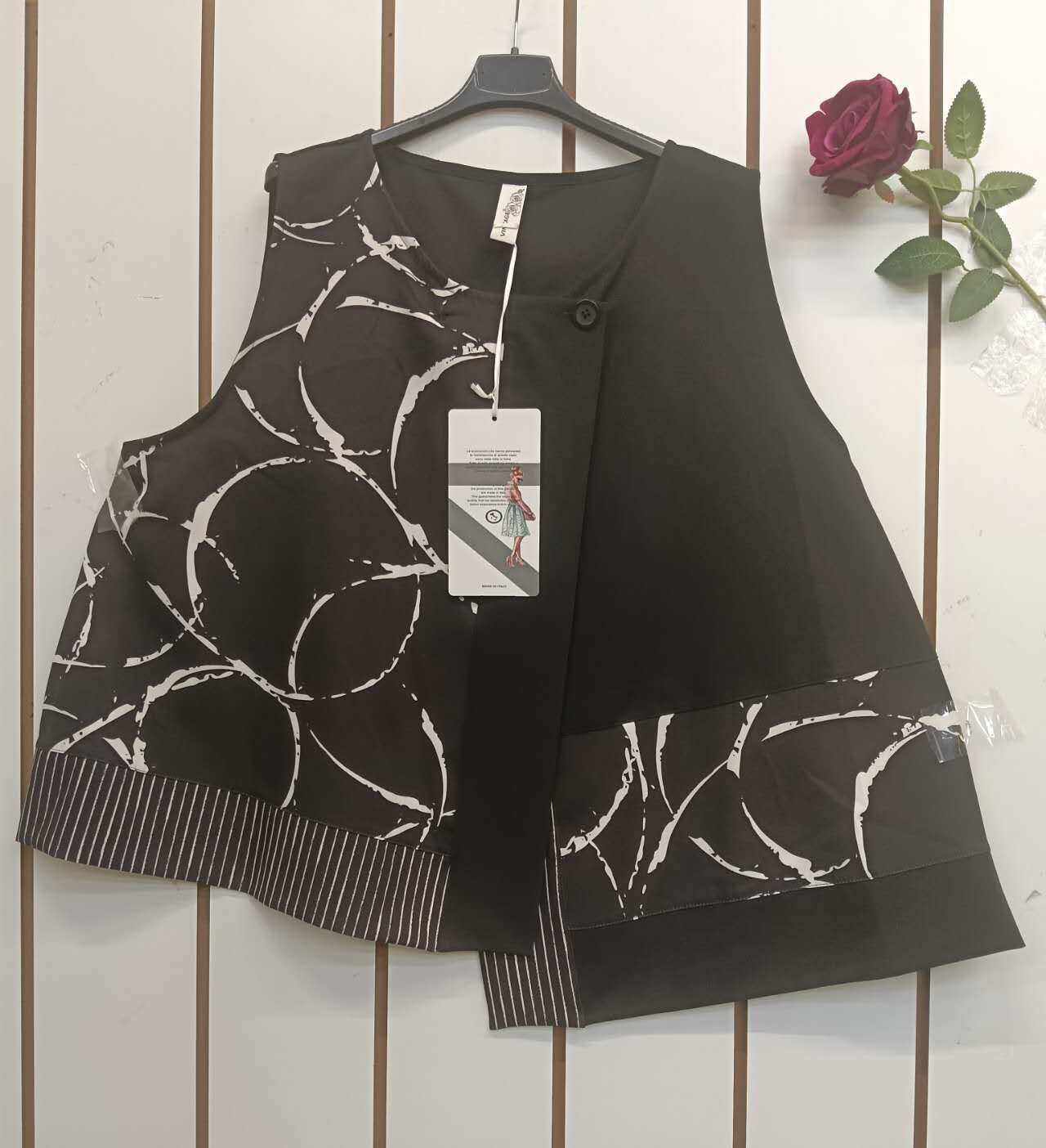 Wholesaler max tg - Vest
