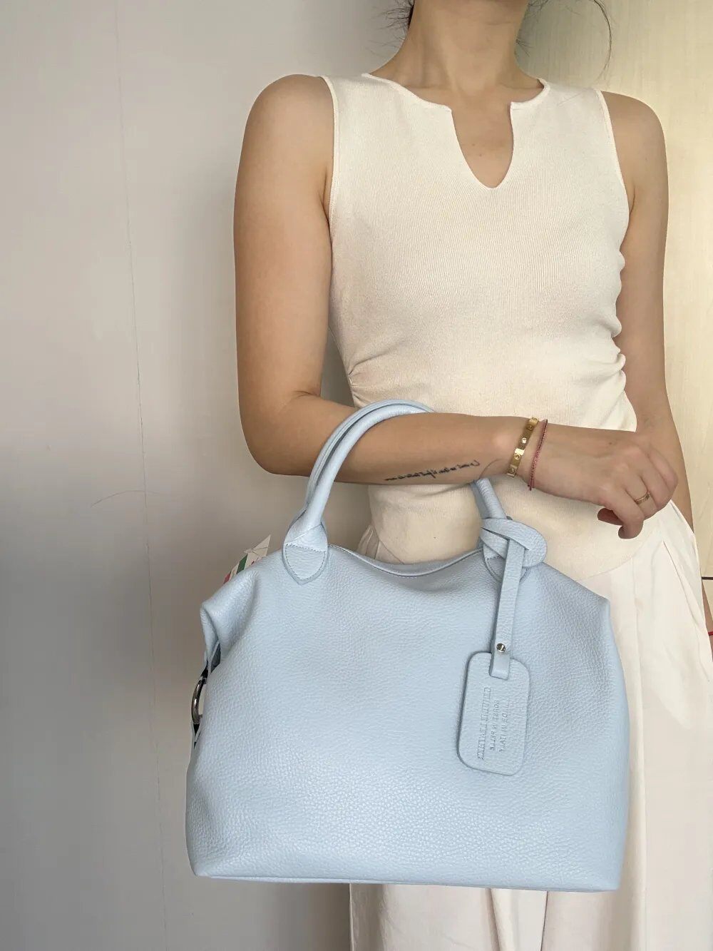 Grossiste MAXFLY - GRANDS SACS EN CUIR TYPE BAULETTO