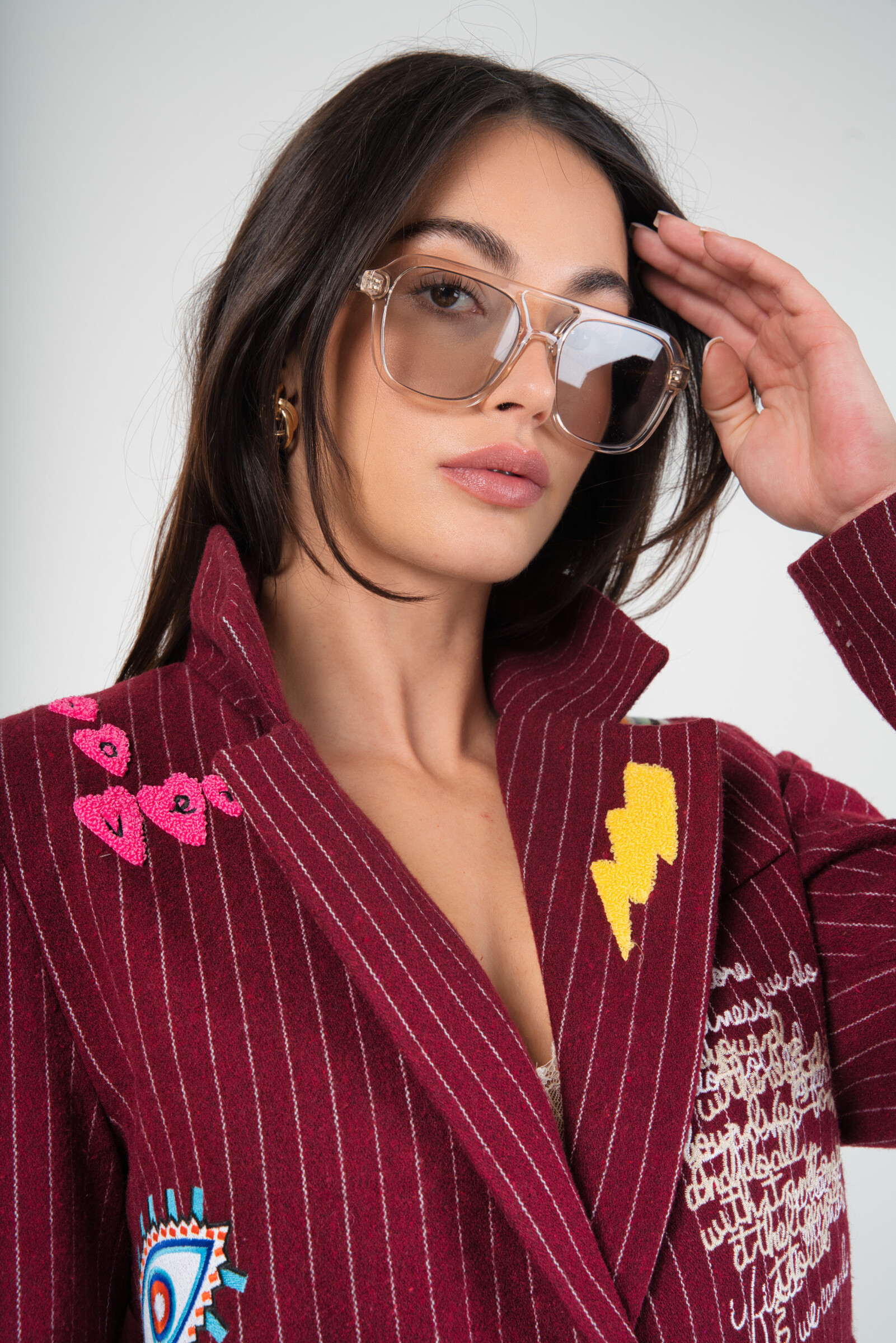 Blazer Jacke mit farbiger Stickerei und Patch! - Burgunderrot - 1 - Großformat