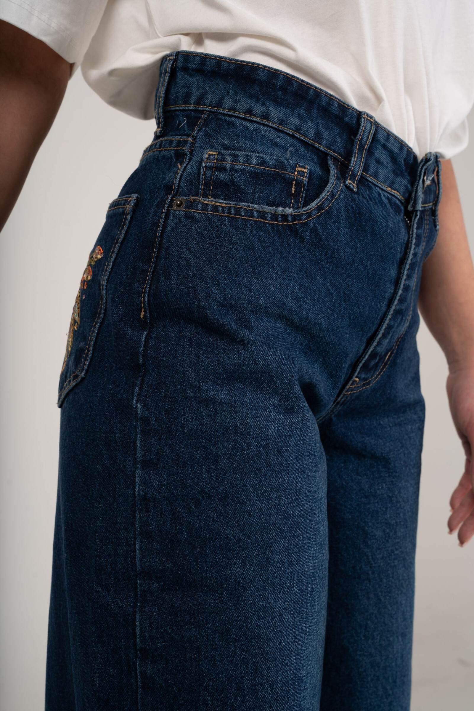 Embroidered Wide Jean - Estate Blue 4 - thumbnail