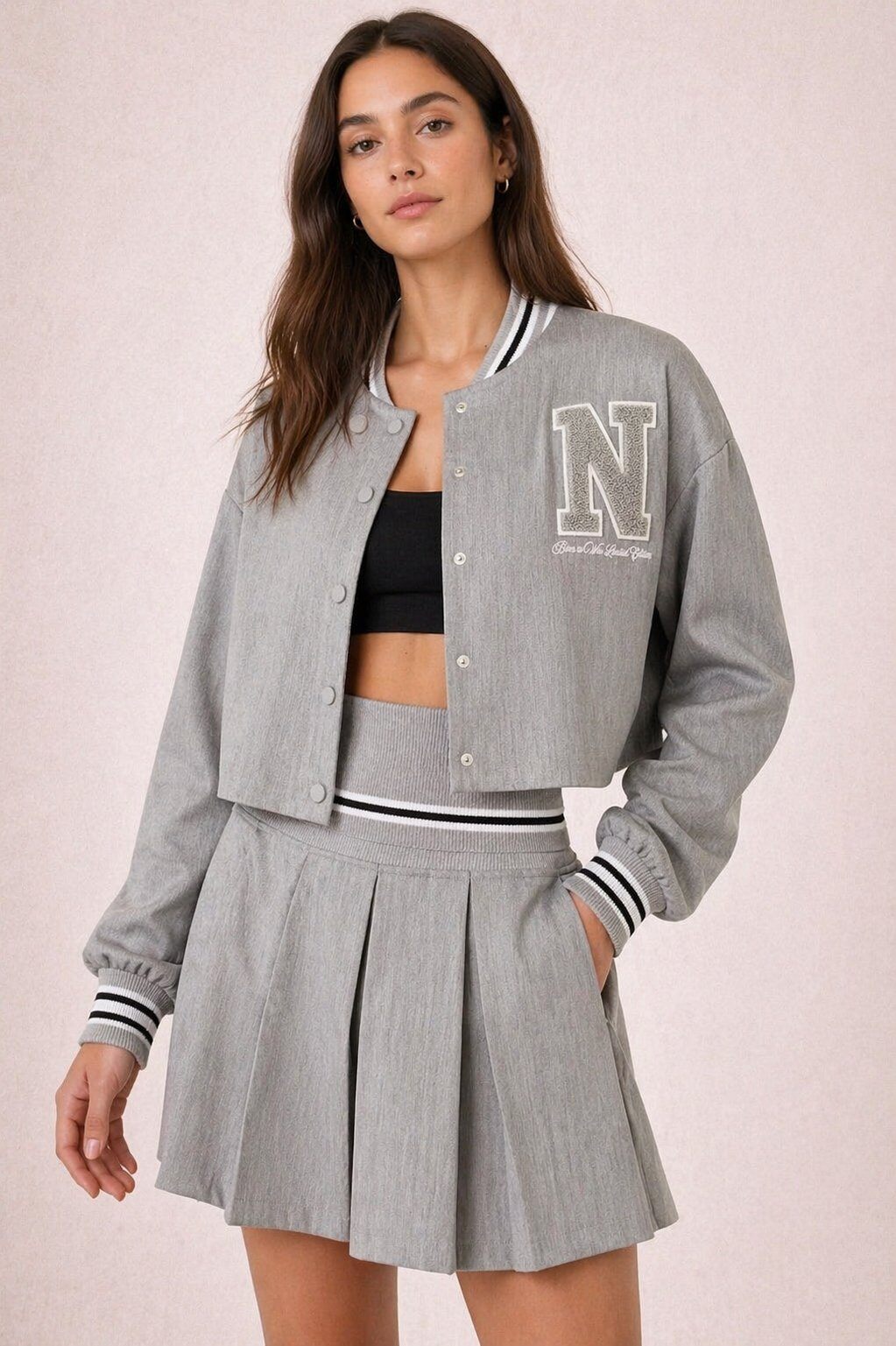 Grossiste MAXMILA PARIS - Jupe Plissée Sport Chic - DARCY