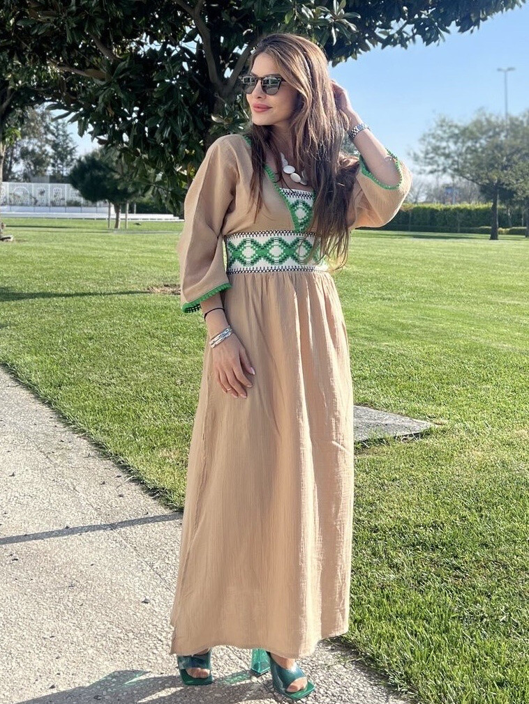 Wholesaler MAXMILA PARIS - KENDO summer dress in flowing cotton with embroideries and bohemian spirit