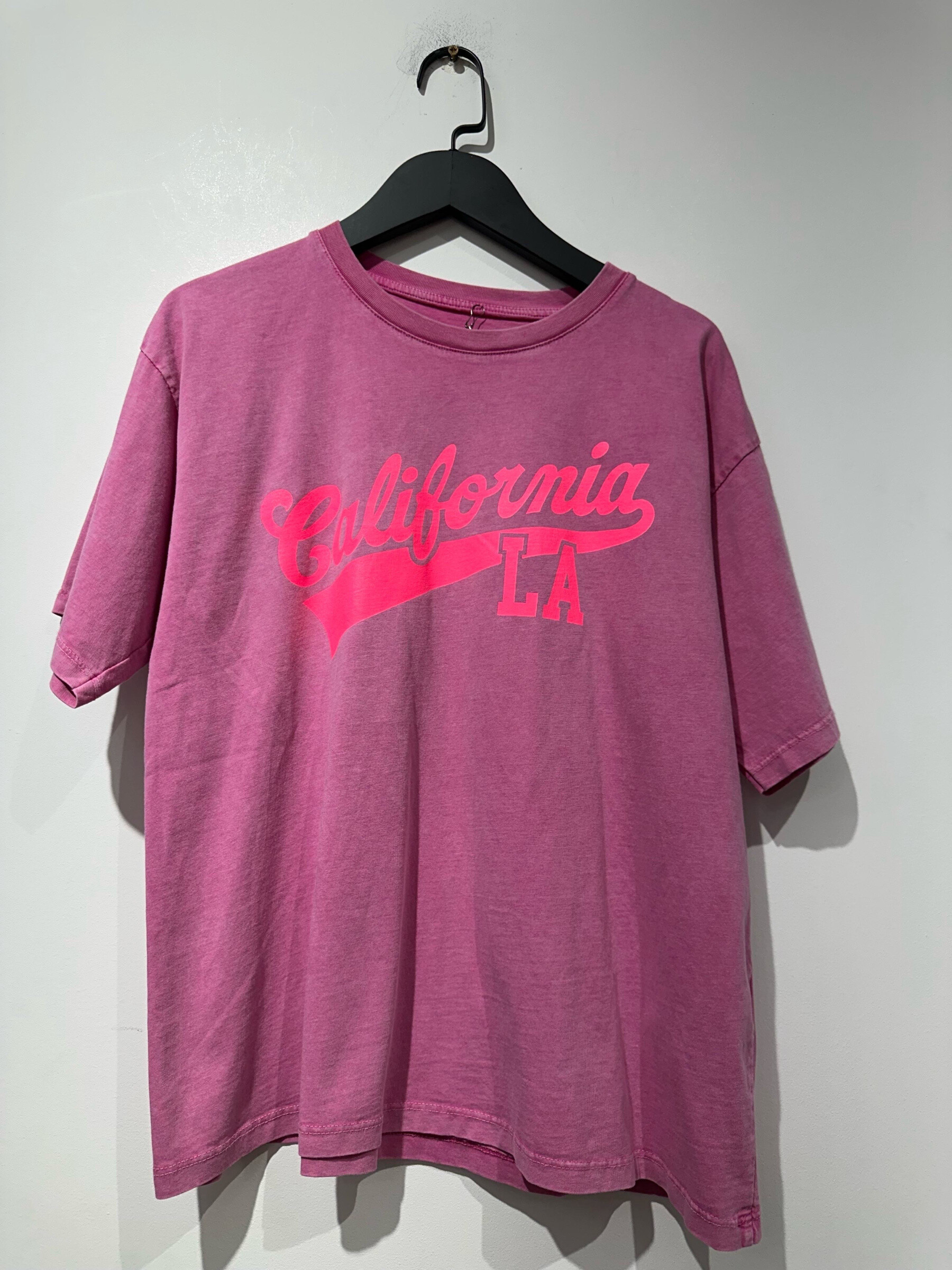 Kalifornien rundes Nacken-T-Shirt - Magenta - 1 - Großformat