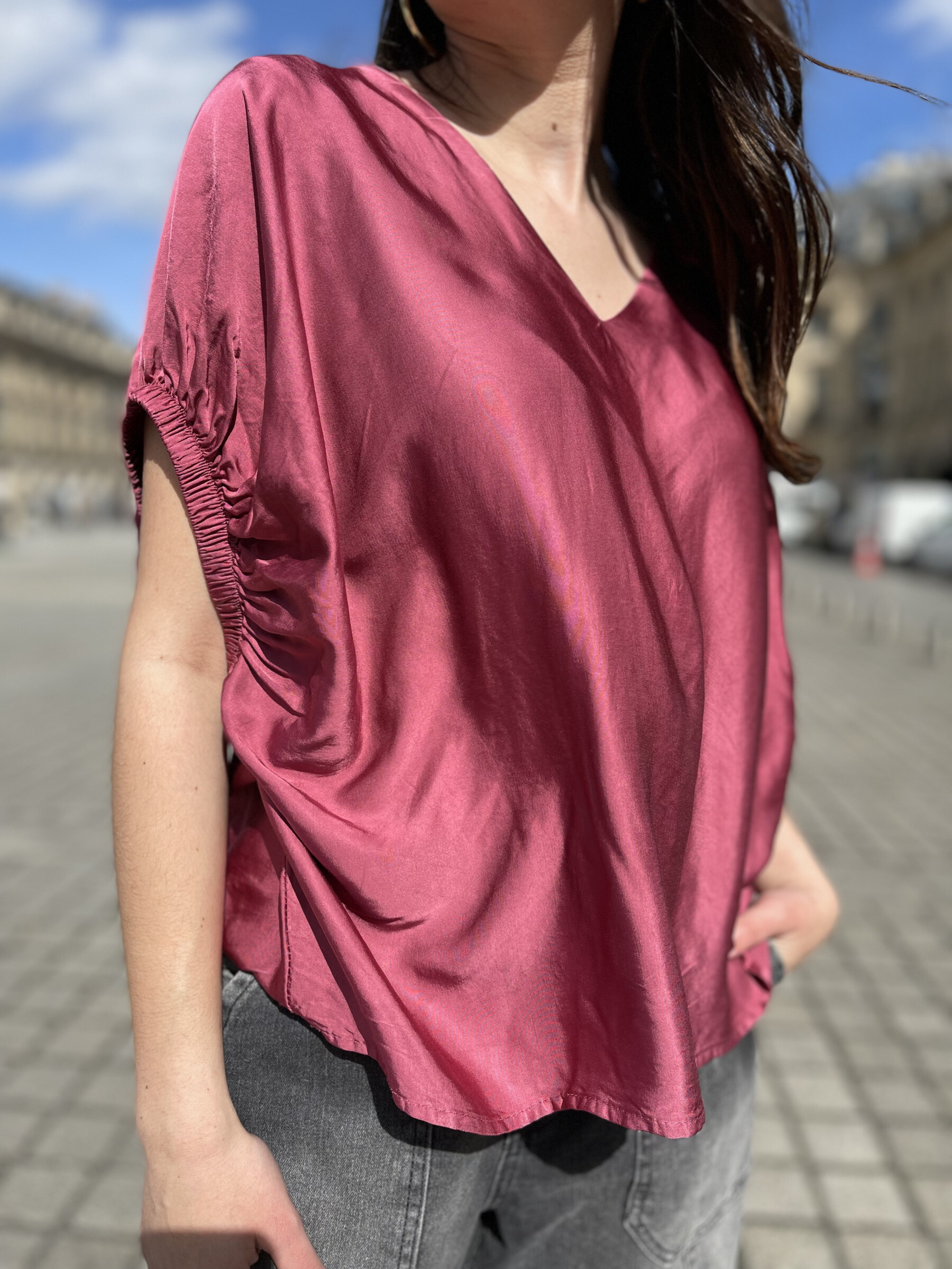 Wholesaler MAXMILA PARIS - Oversized V-Neck Blouse with Elasticated Sleeves