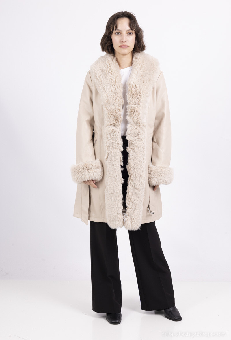 Grossiste Melena Diffusion - veste en fausse cuir. grande taille