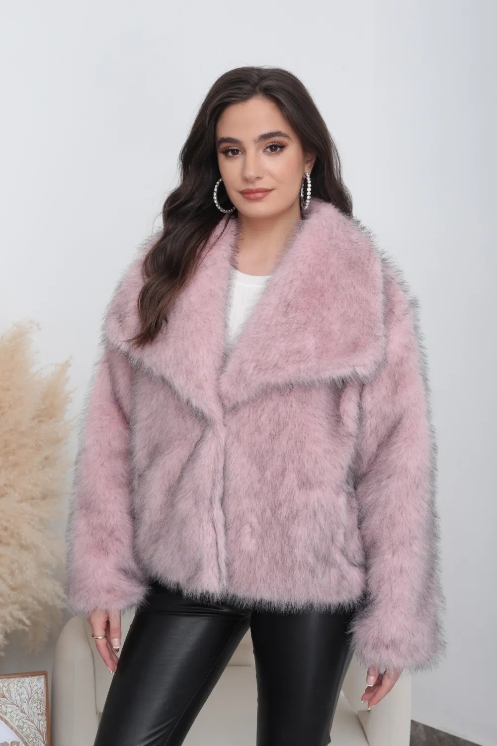 Zweifarbige Leopardenfelljacke - Image 11