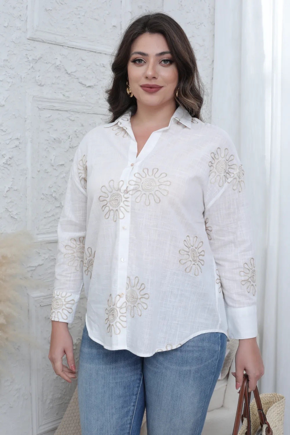 Chemise brodée Grande taille - Image 4
