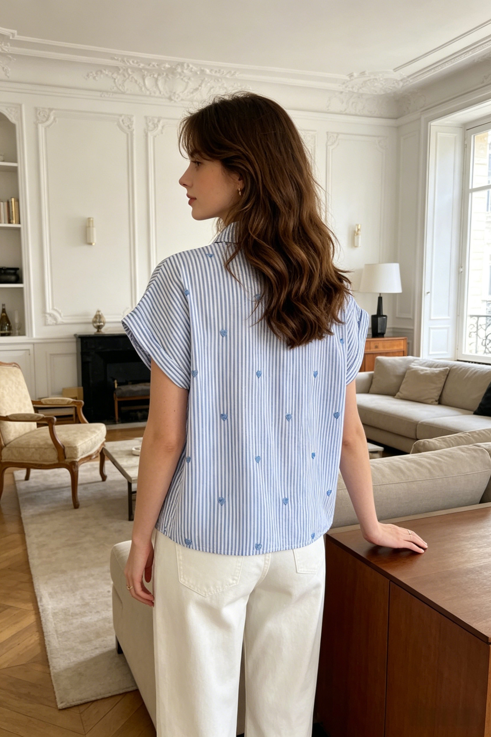 Camisa de Algodón a Rayas con Bordado de Corazón - Image 11