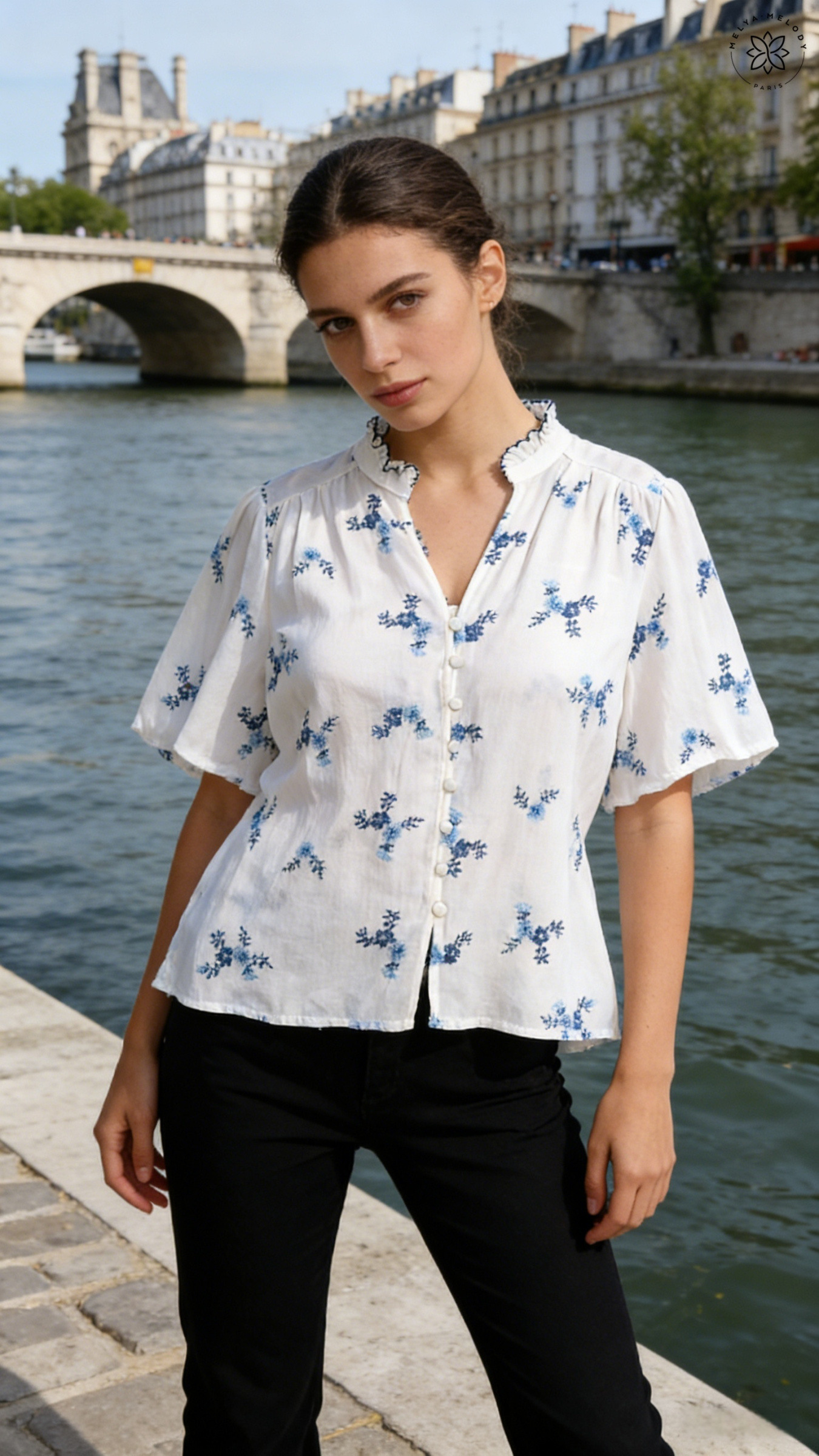 Short-sleeve shirt with floral embroidery - Image 3
