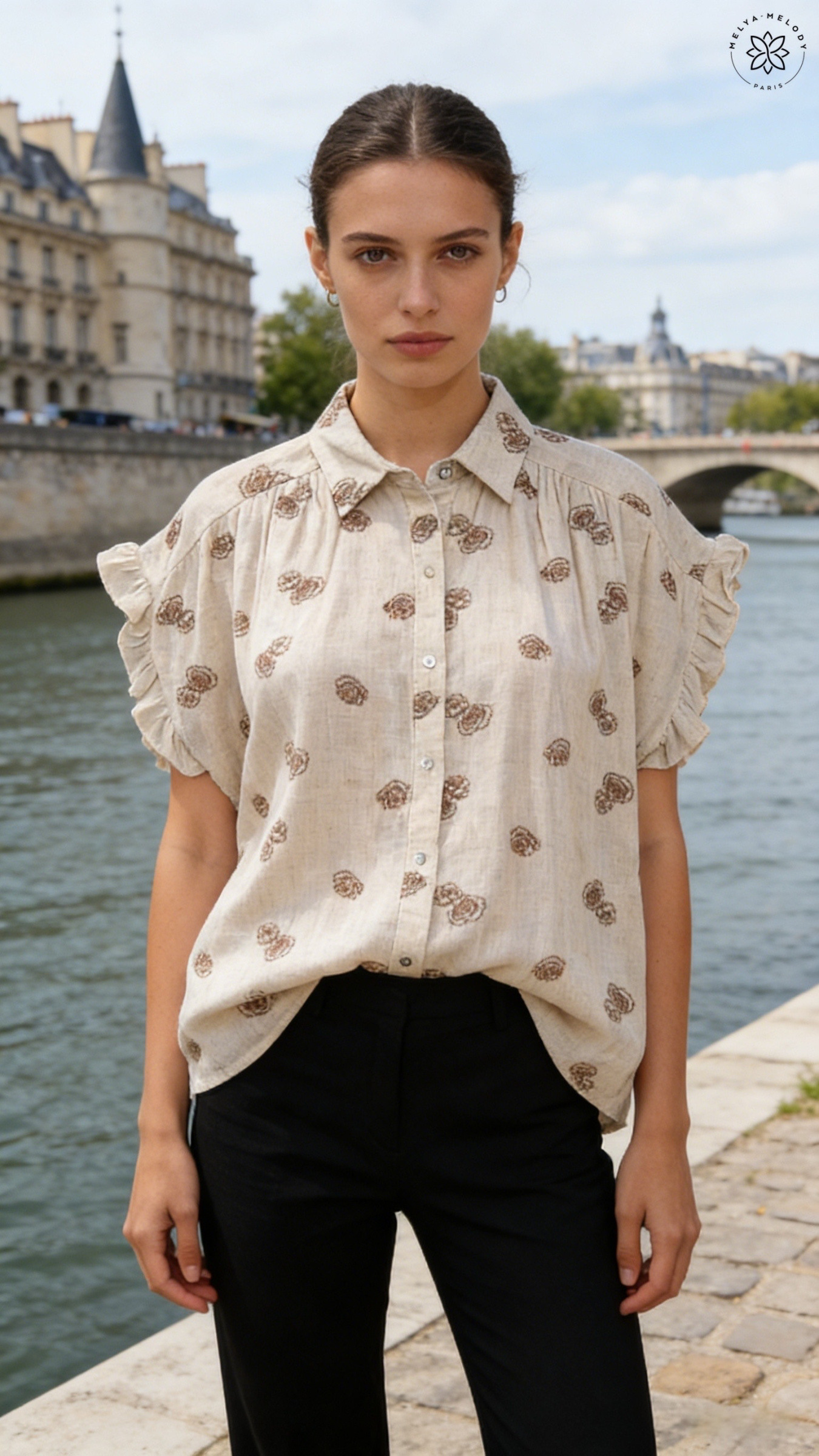 Chemise manches courtes en broderie - Image 1
