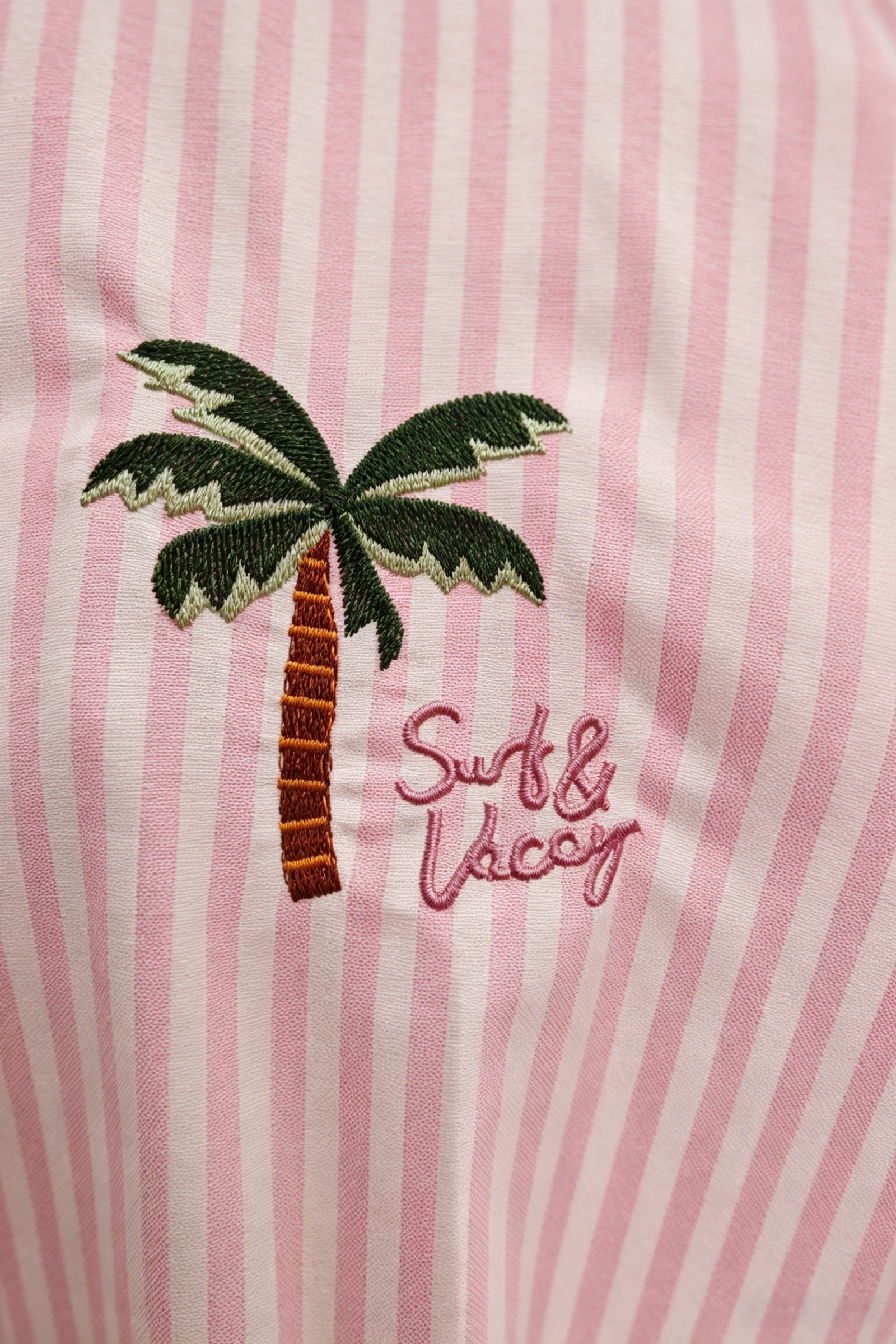 Gestreiftes Hemd mit Stickerei in 🌴 - Image 14