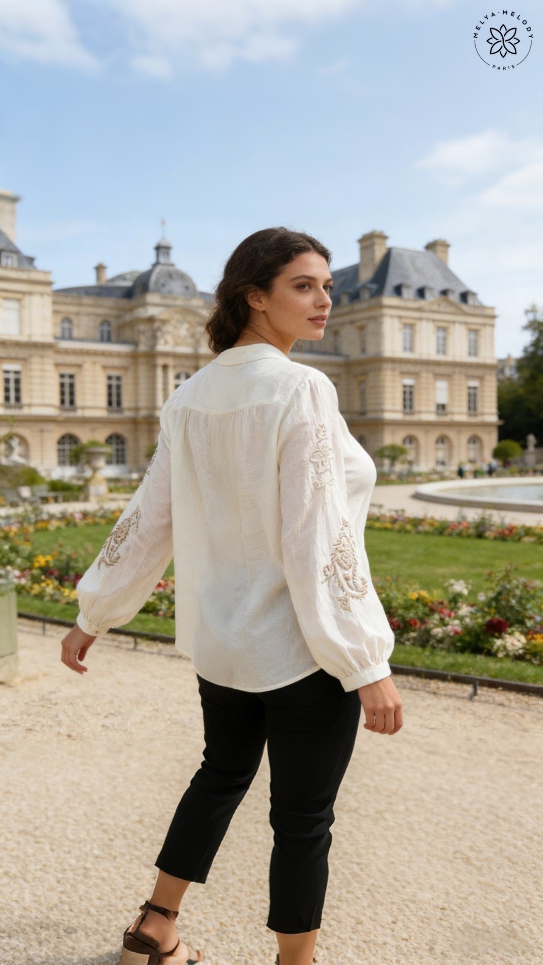 Blusa ricamata a maniche lunghe con collo alla coreana - Image 7