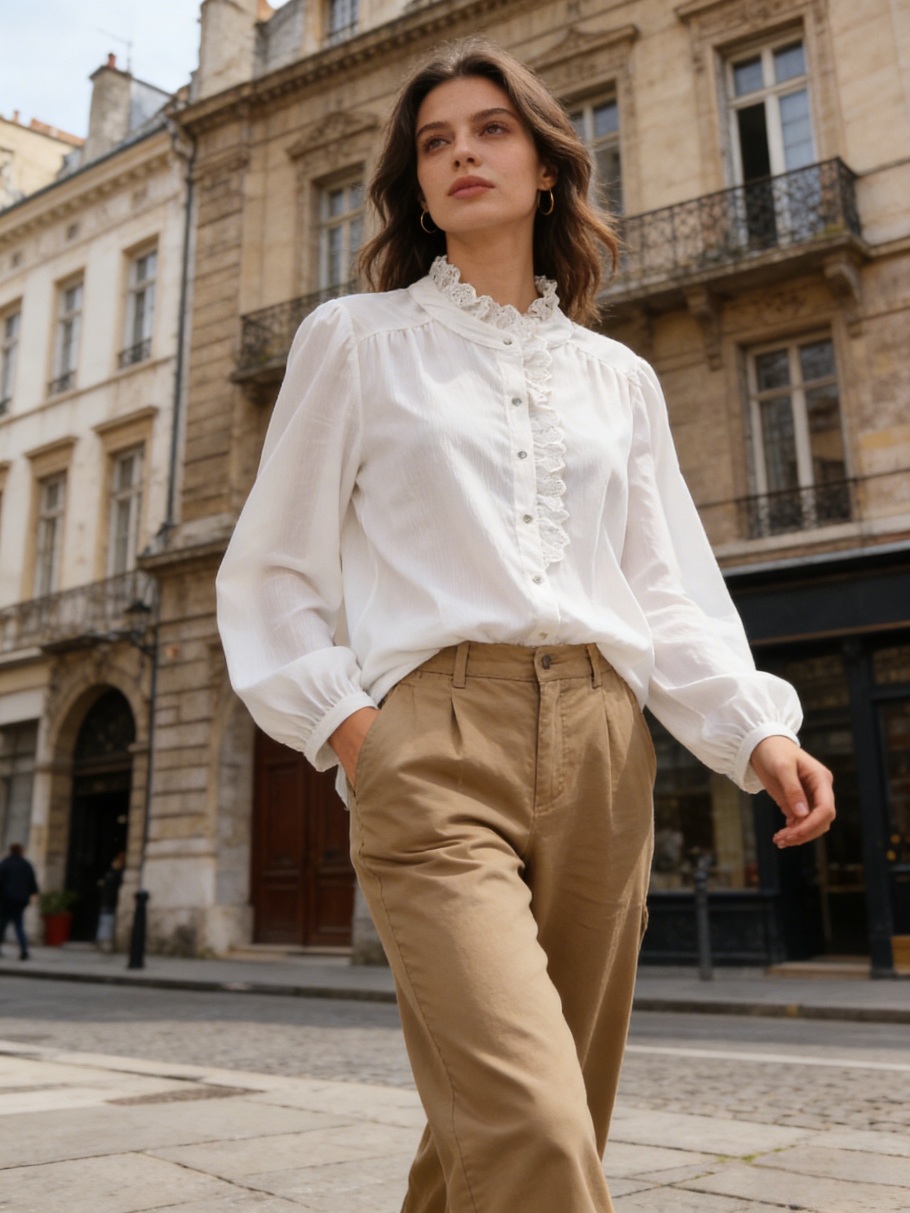 Camisa a rayas con cuello victoriano - Image 13