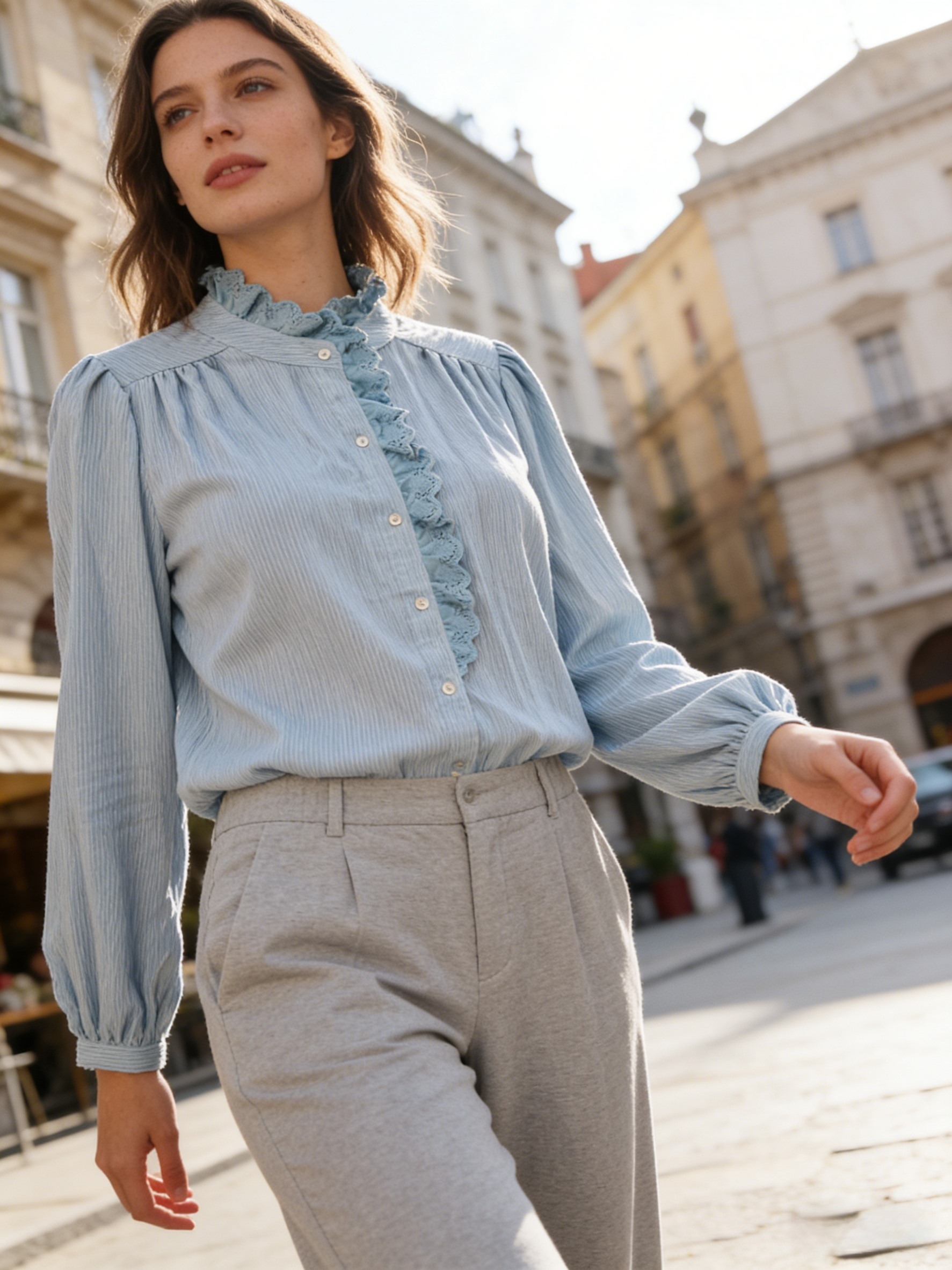 Camisa a rayas con cuello victoriano - Image 12