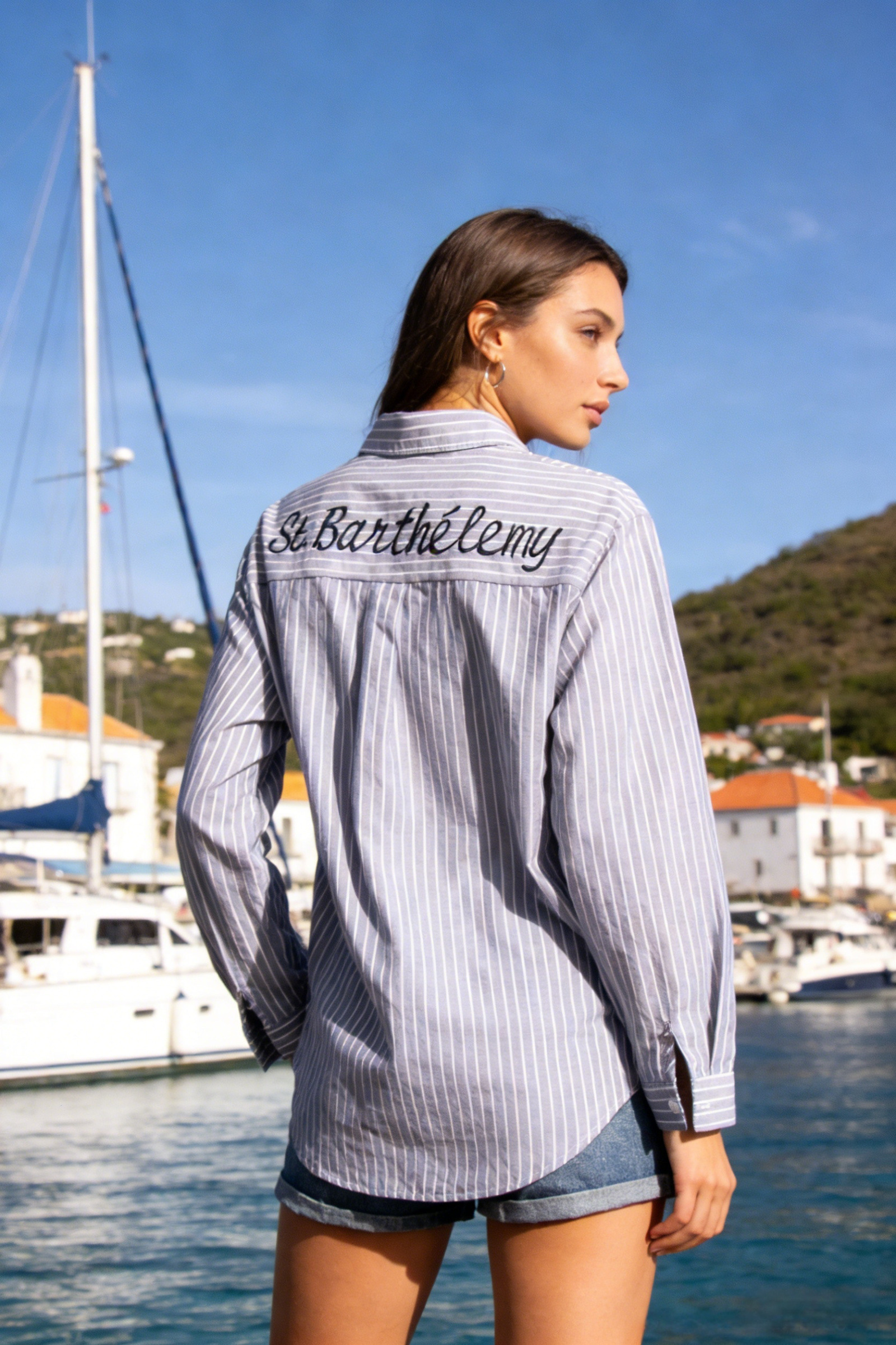 Striped shirt in St Barthélemy - Image 3
