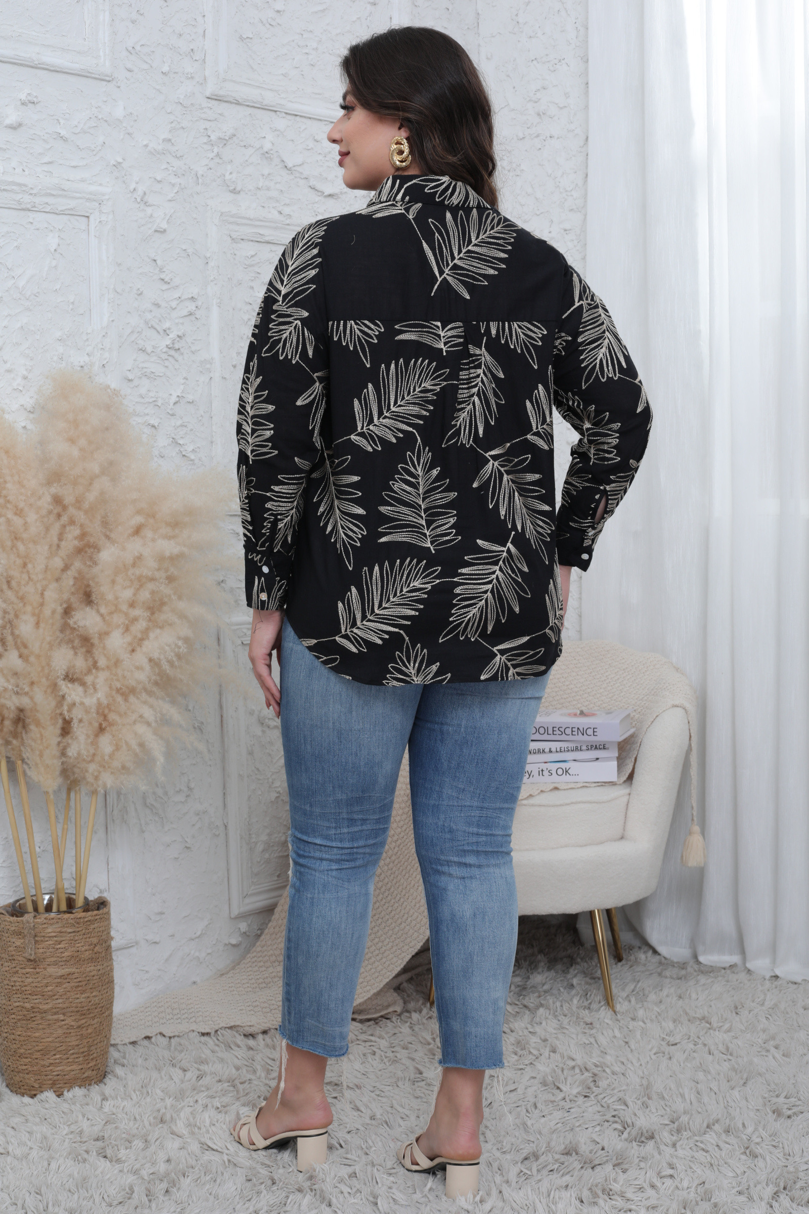 Camisa bordada - Image 17