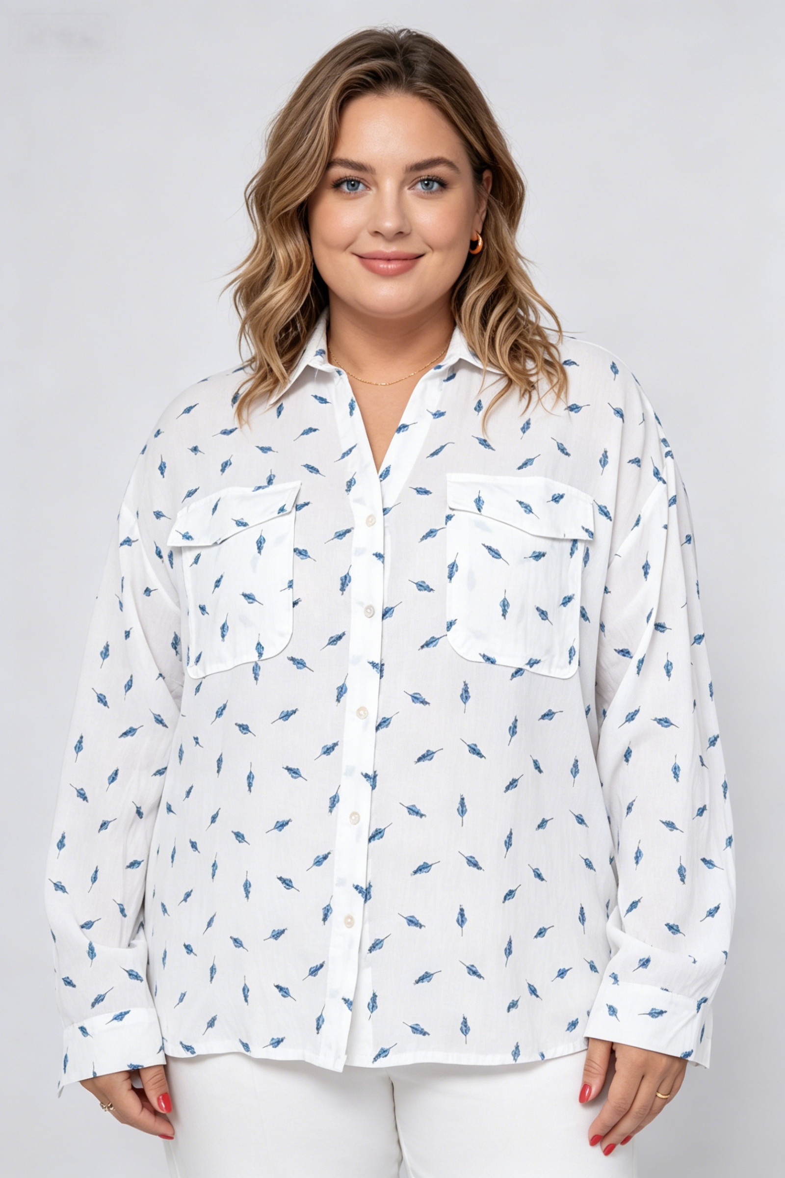 Camisa de Talla Grande con Estampado de Plumas - Image 1