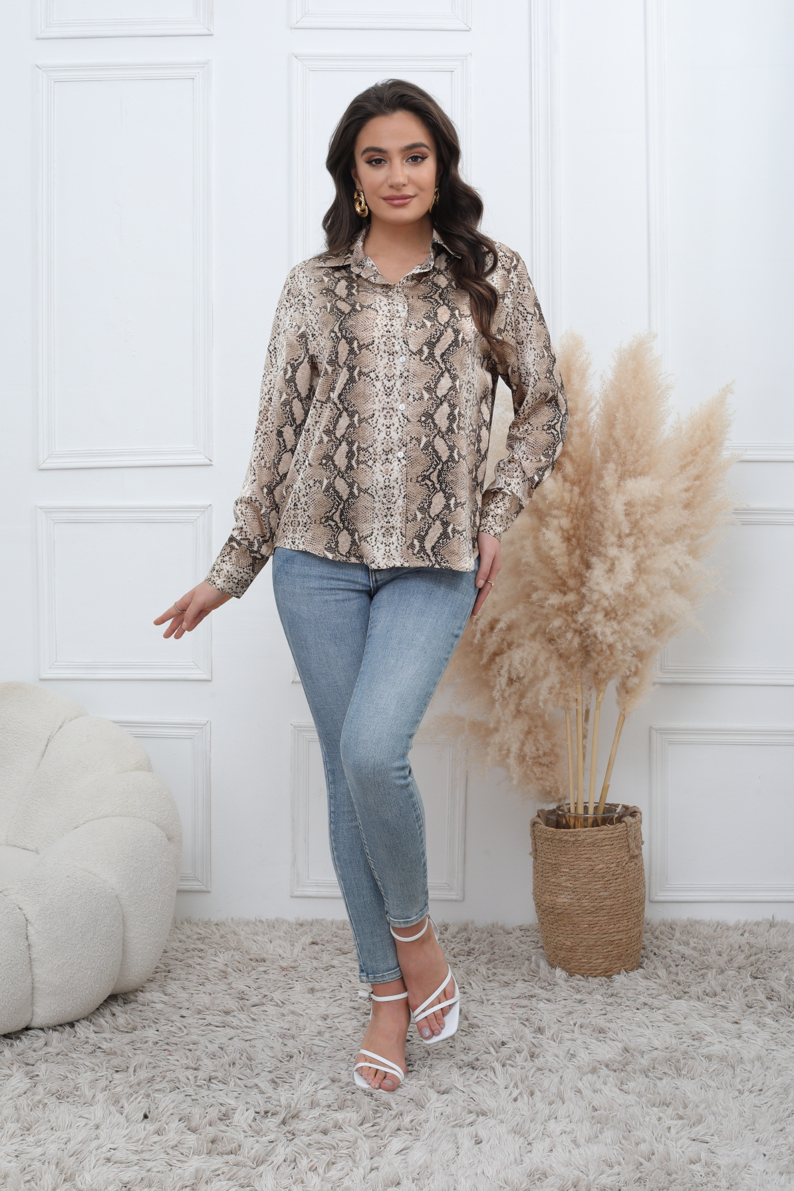 Shirt with Elegant Snake Print - Image 2