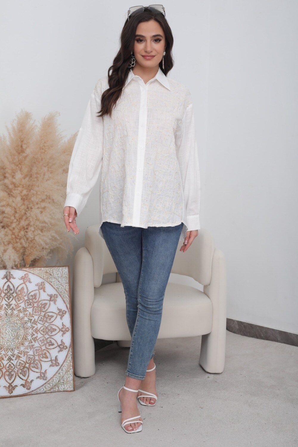 Embroidered shirt - Image 7