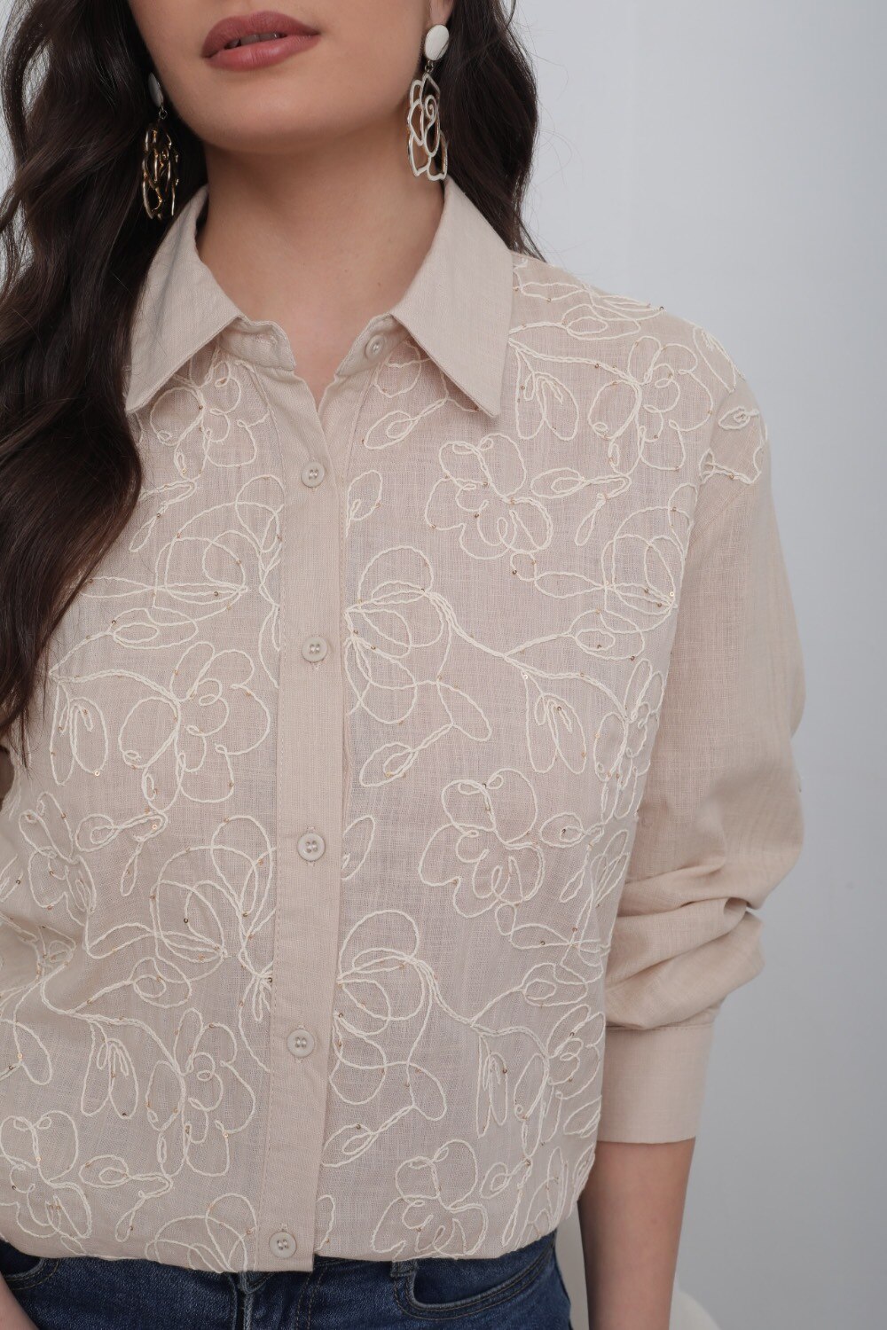 Embroidered shirt - Image 15