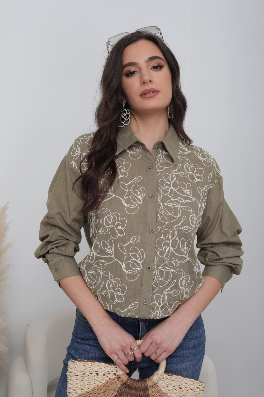 Embroidered shirt - Image 5