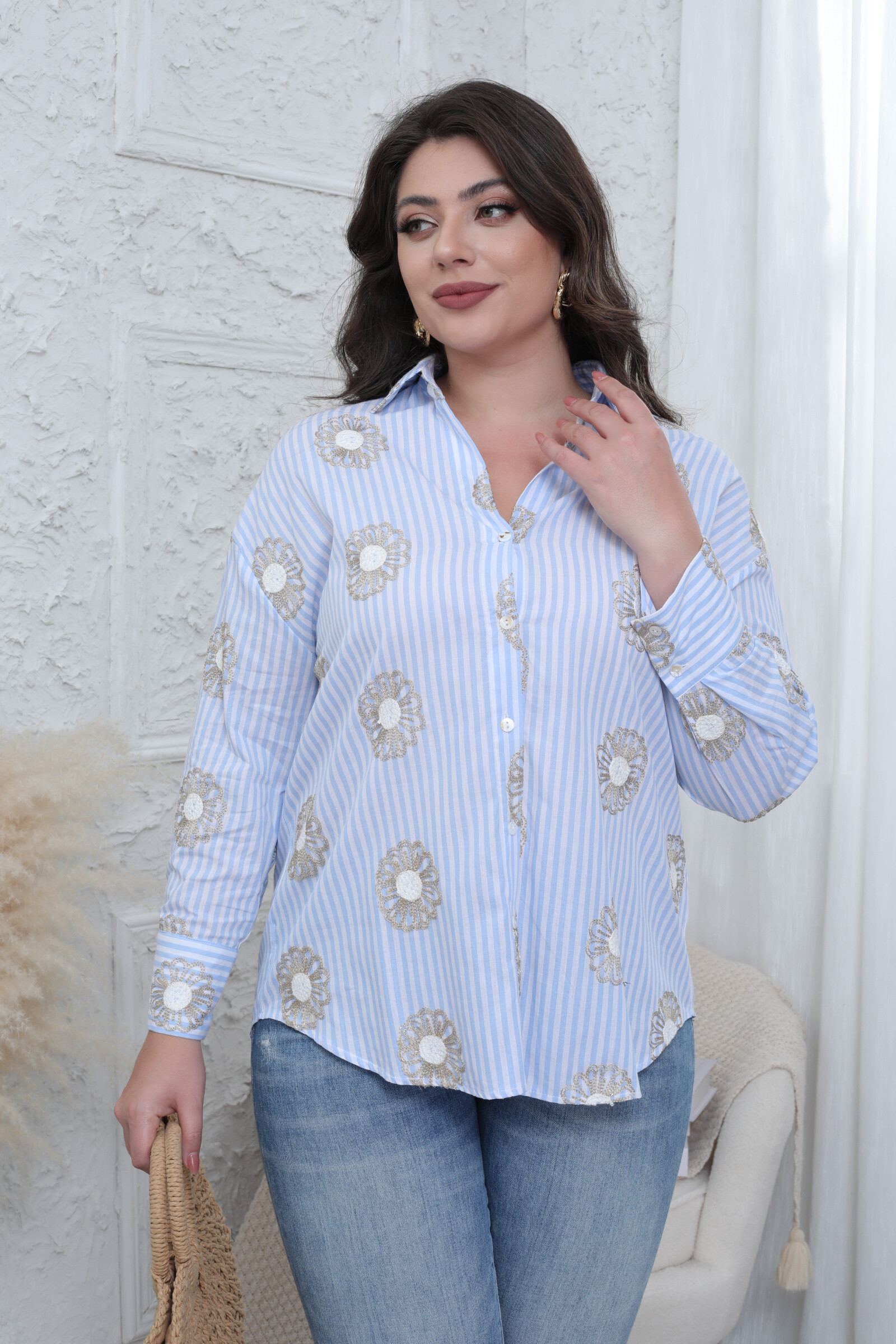 Wholesaler Melya Melody - Embroidered shirt