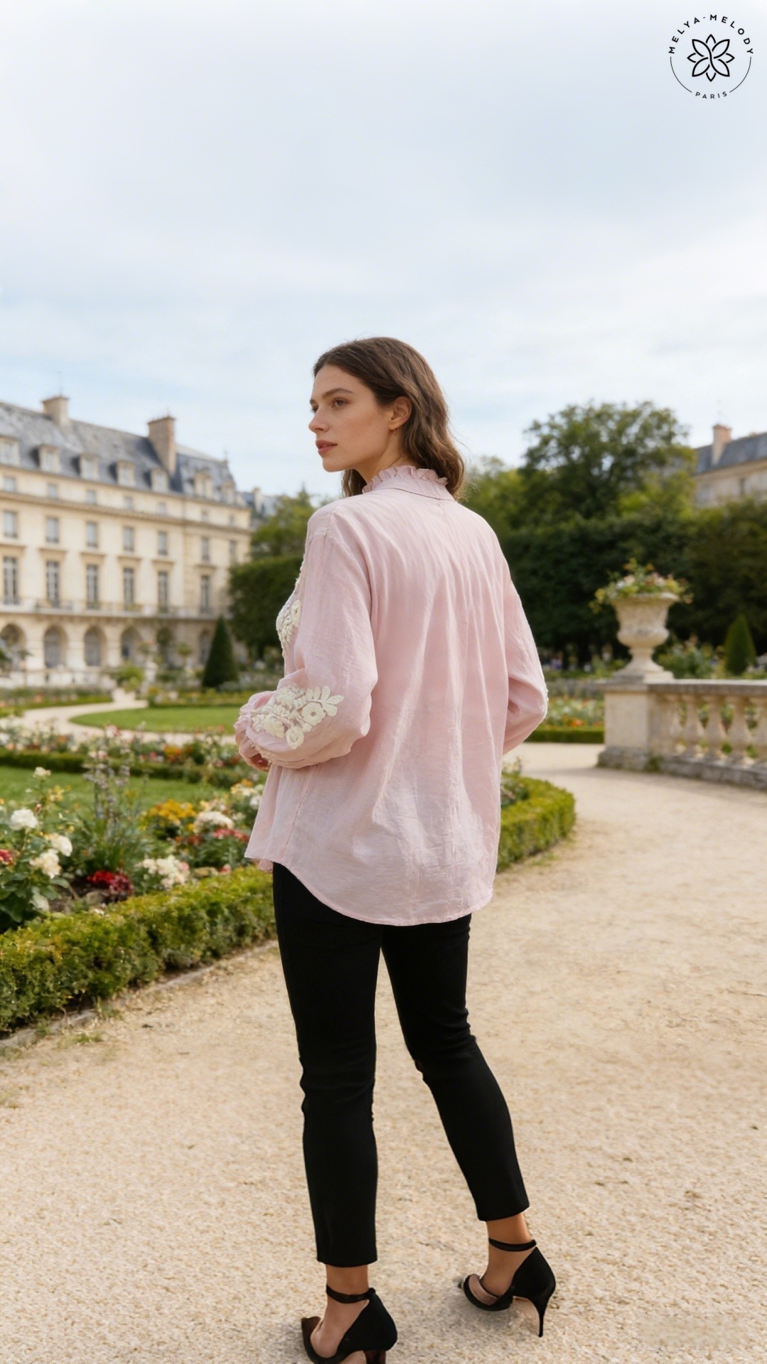 Embroidered shirt with Victorian collar - Image 7