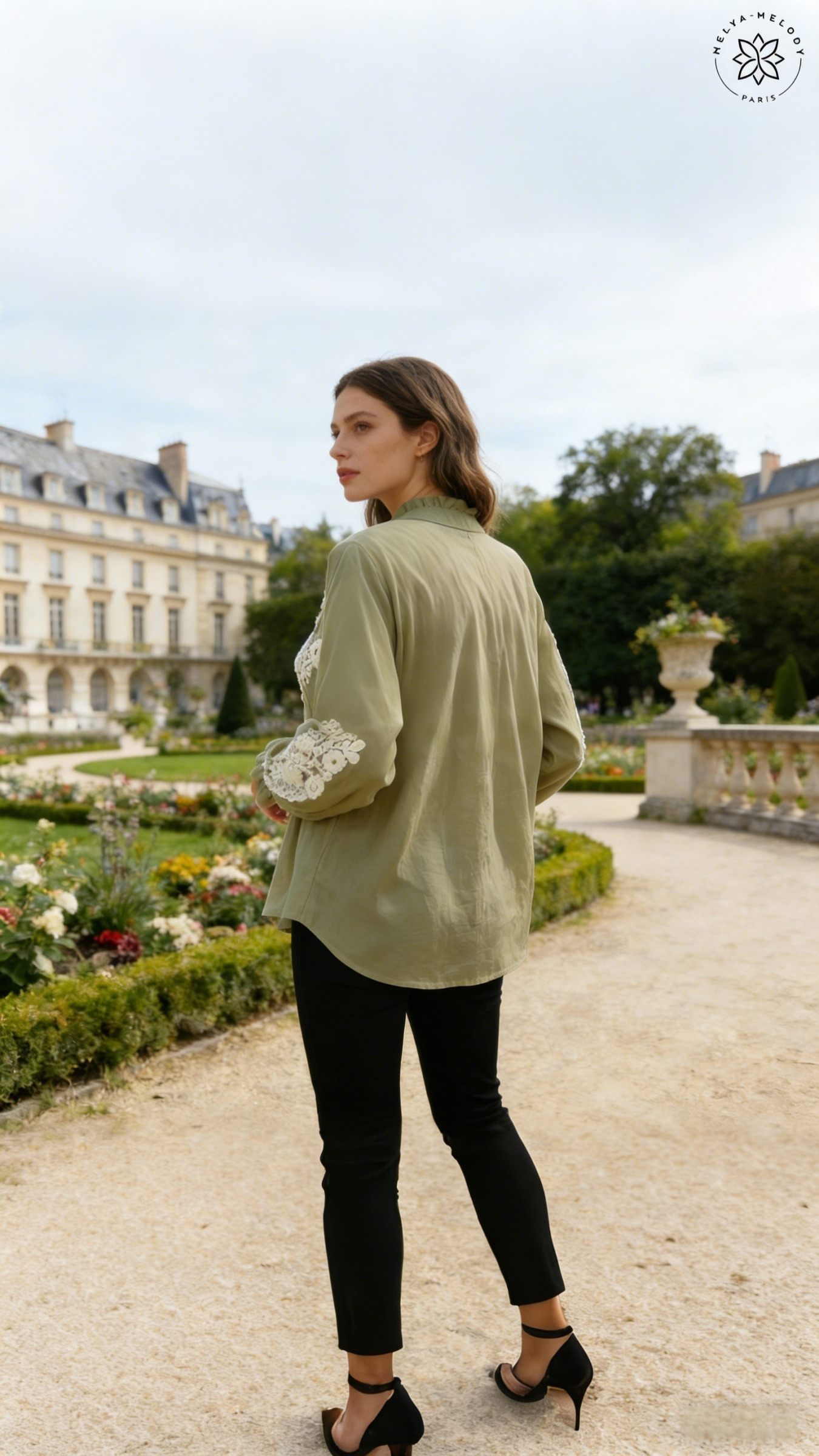 Embroidered shirt with Victorian collar - Image 11