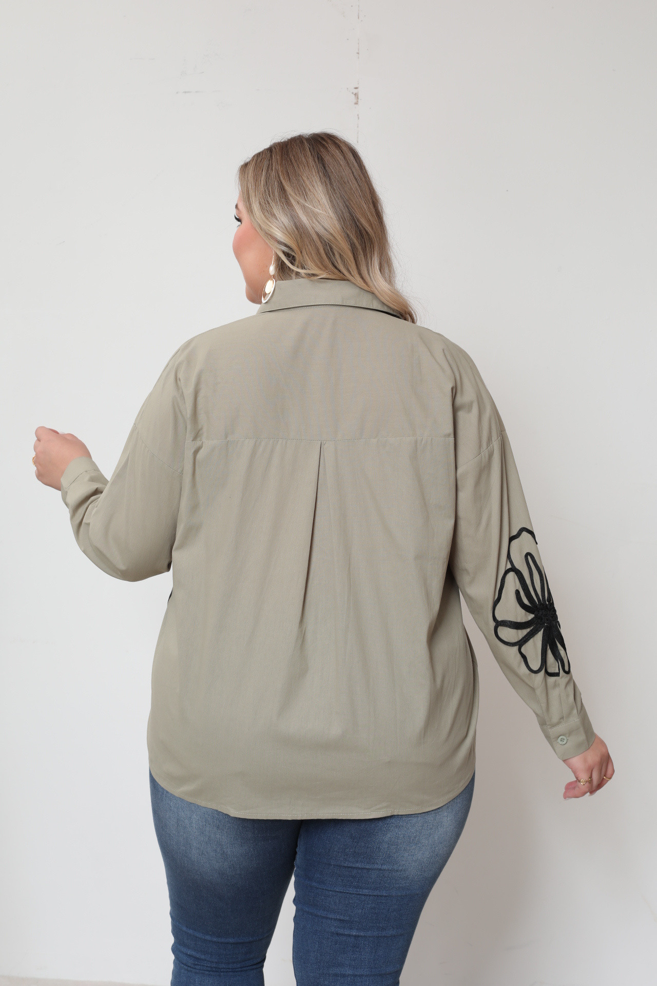 Camicia da ricamo - Image 4