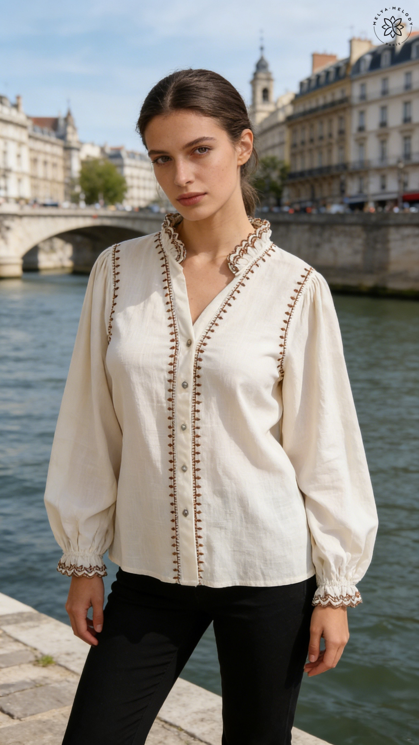 Camisa bordada con mangas de farol - Image 3