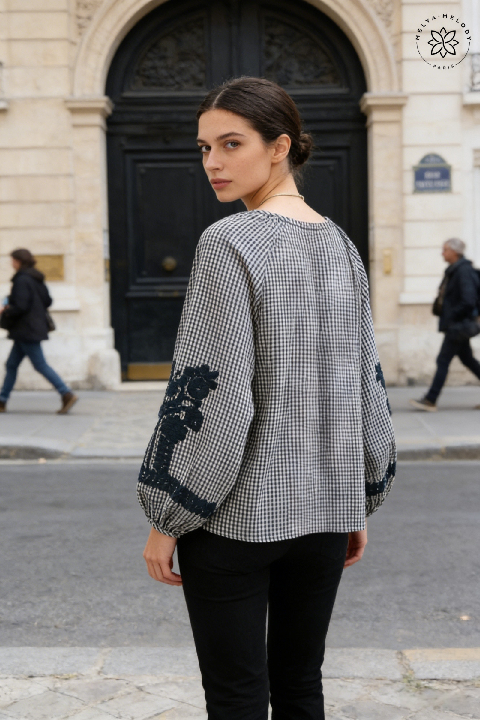Chemise blouse à Carreaux en broderie - Image 7