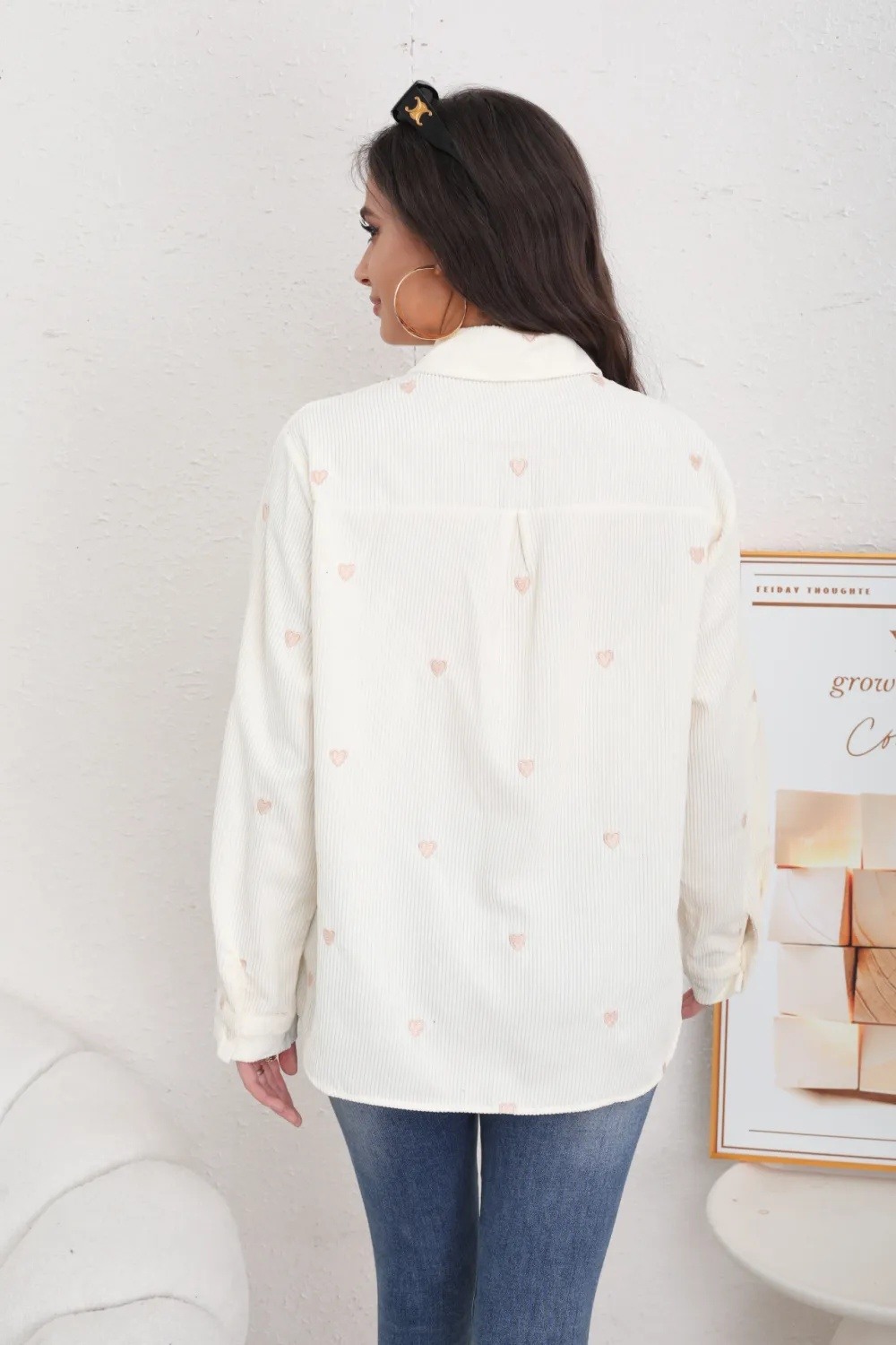 Samtbluse mit Goldherzstickerei - Image 14