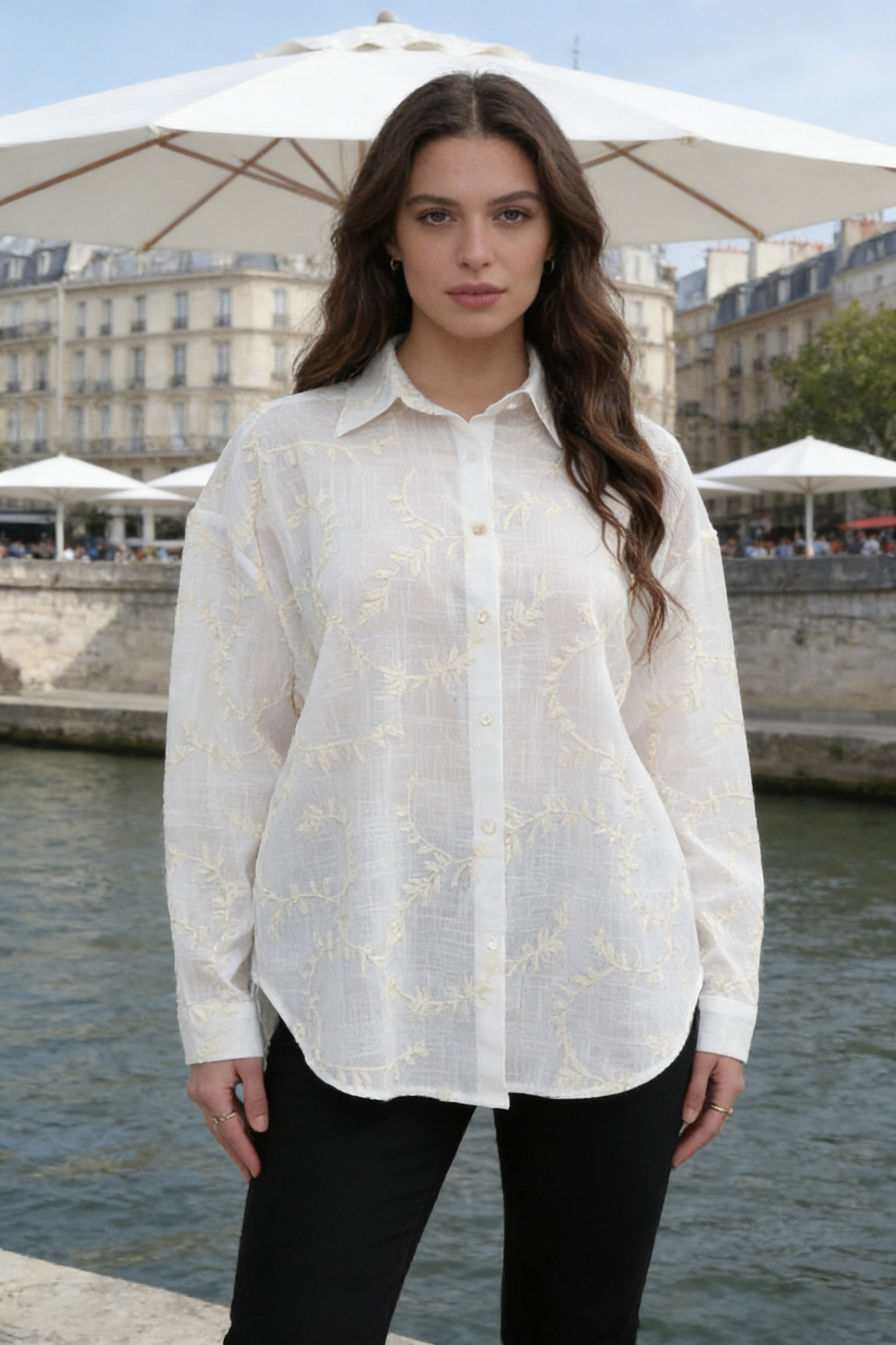 Chemise en broderie - Image 4