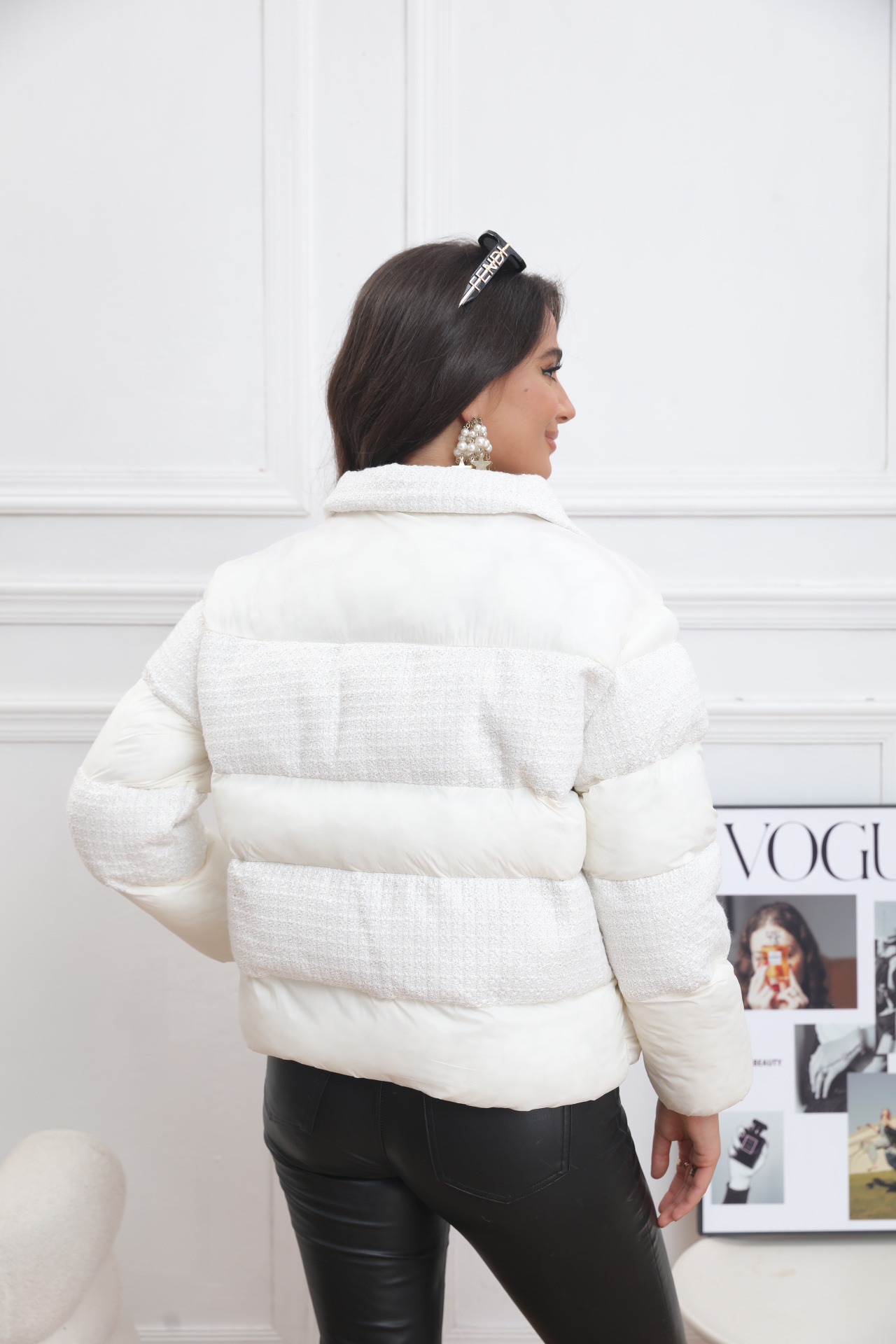Chaqueta corta de plumas - Image 10