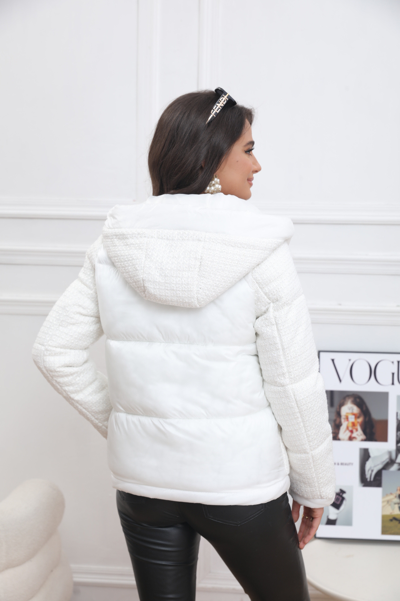 Kurze Daunenjacke - Image 10