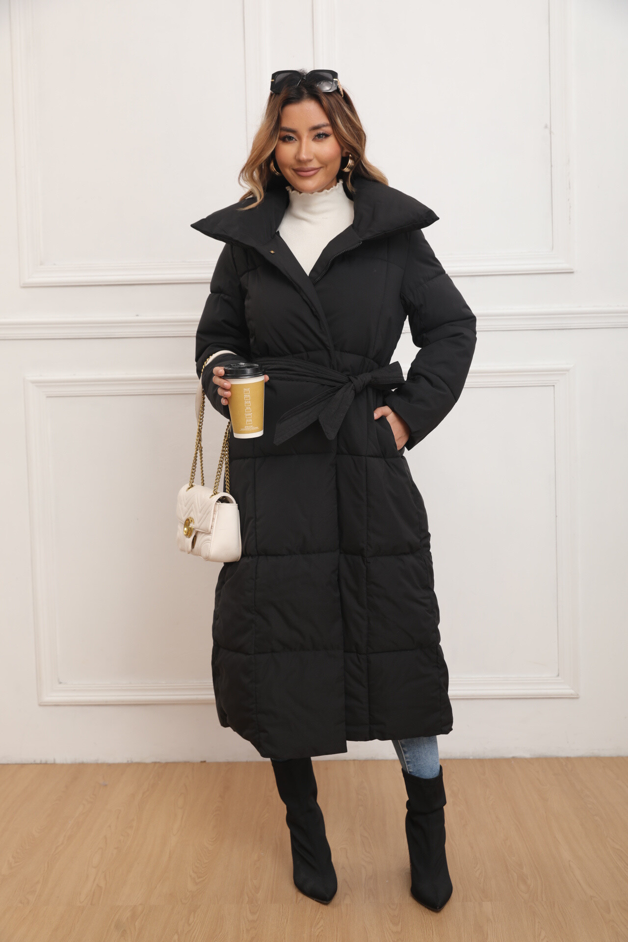 Großhändler Melya Melody - Lange Daunenjacke mit Pailletten