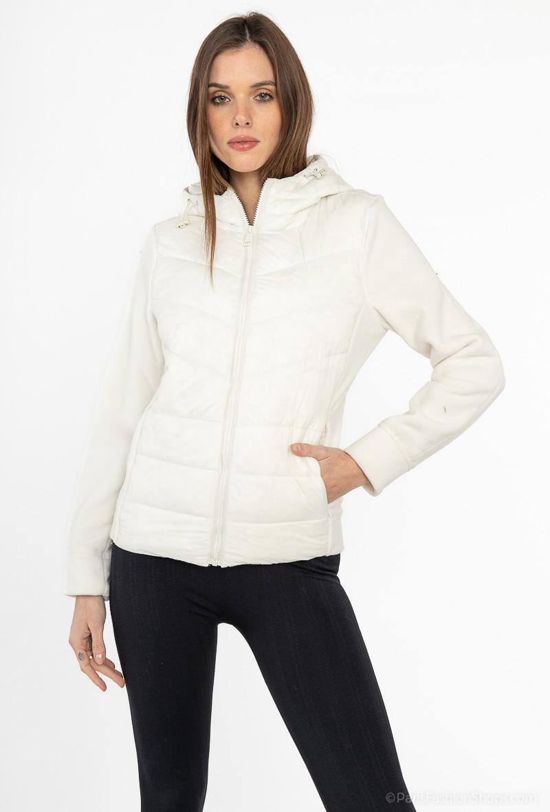 Chaqueta acolchada con capucha - Image 10