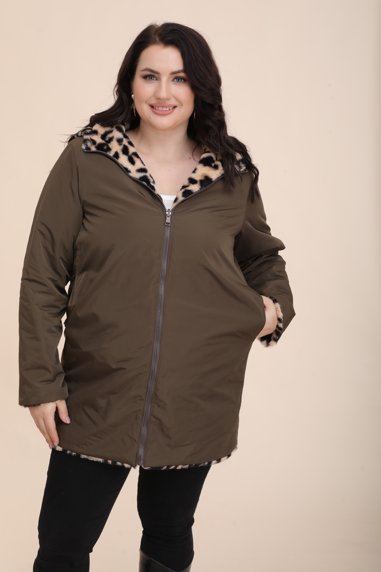 Chaqueta acolchada reversible de leopardo - Image 6