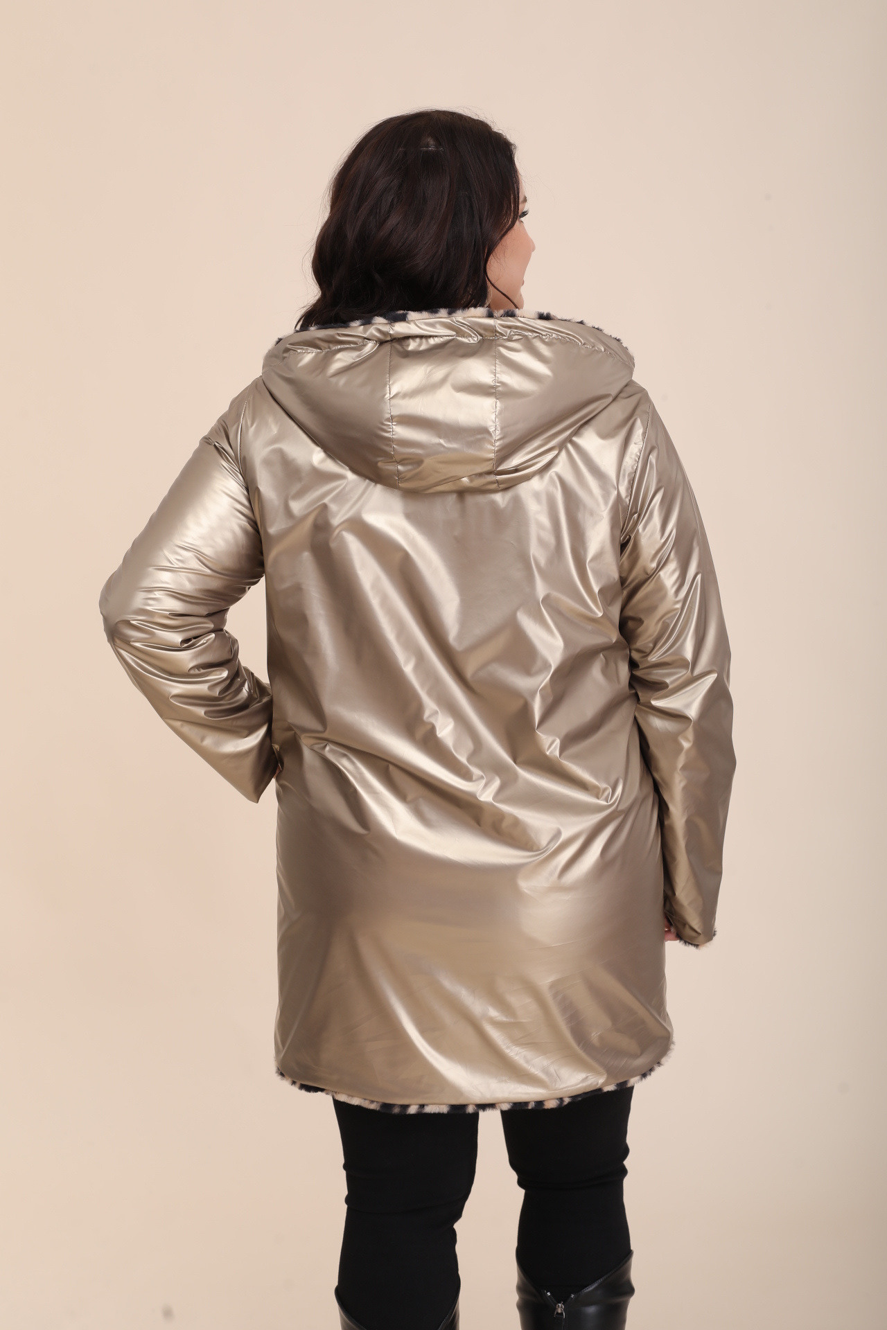 Chaqueta acolchada reversible de leopardo - Image 7