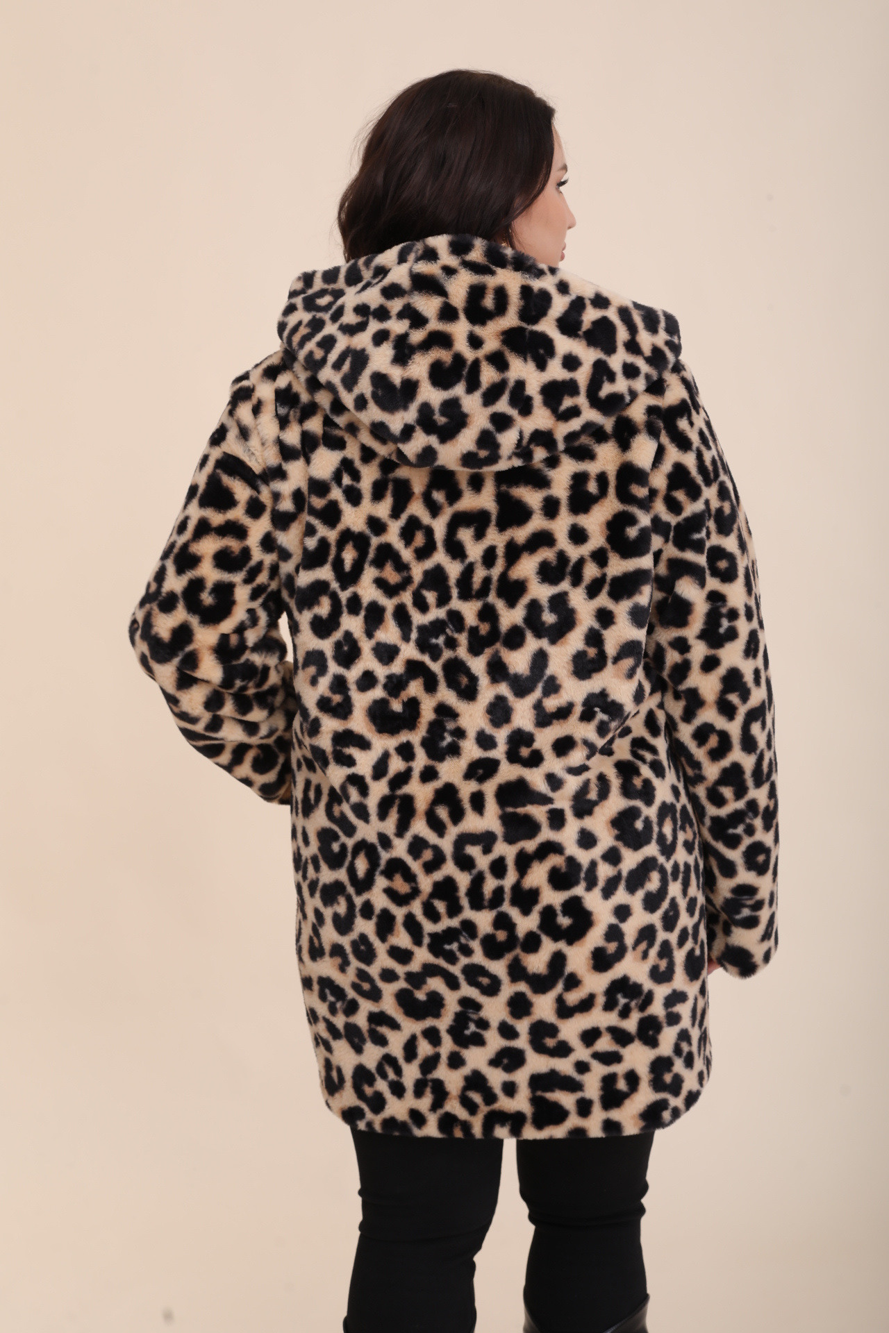 Chaqueta acolchada reversible de leopardo - Image 15